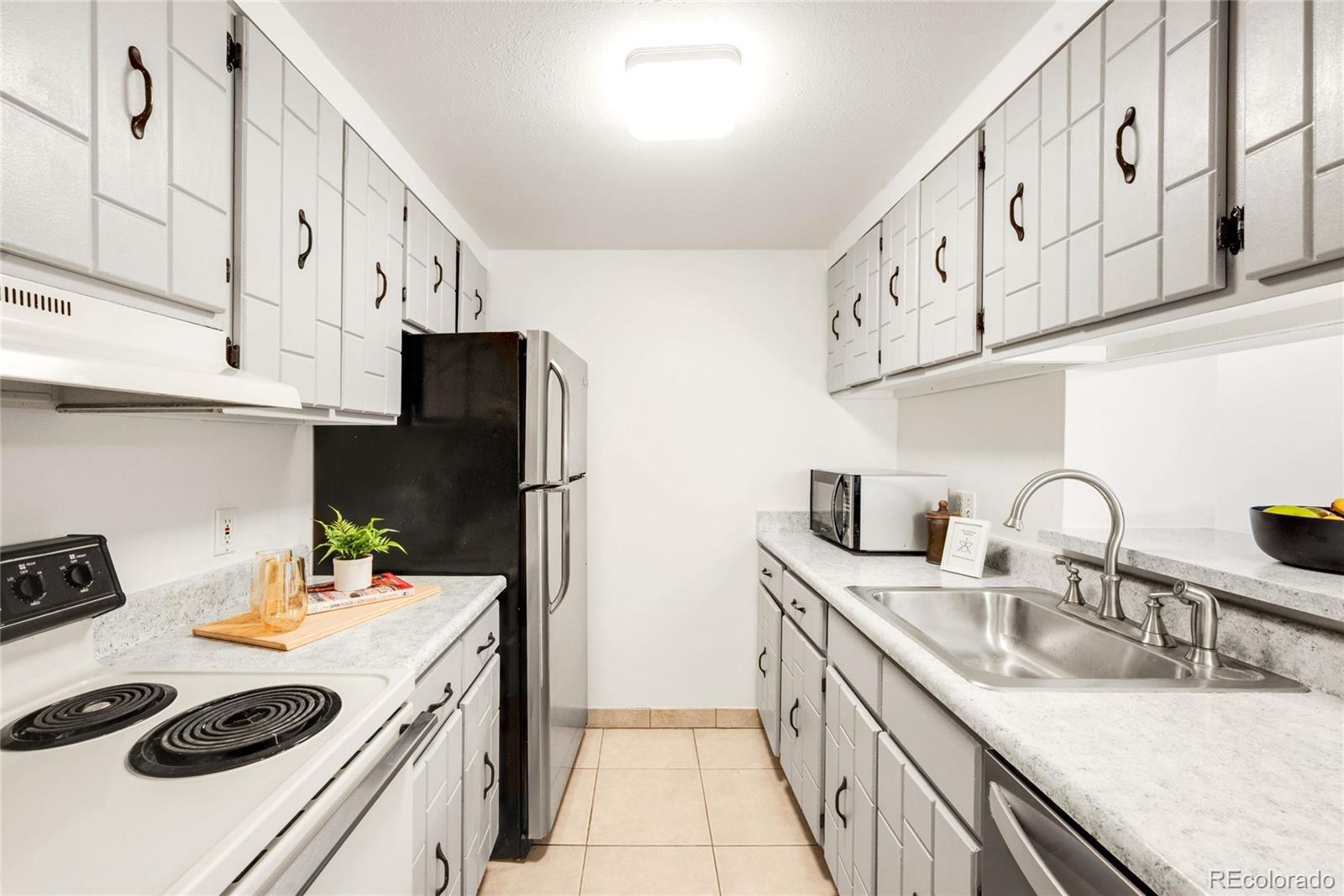 1365 Columbine Street Unit: 103