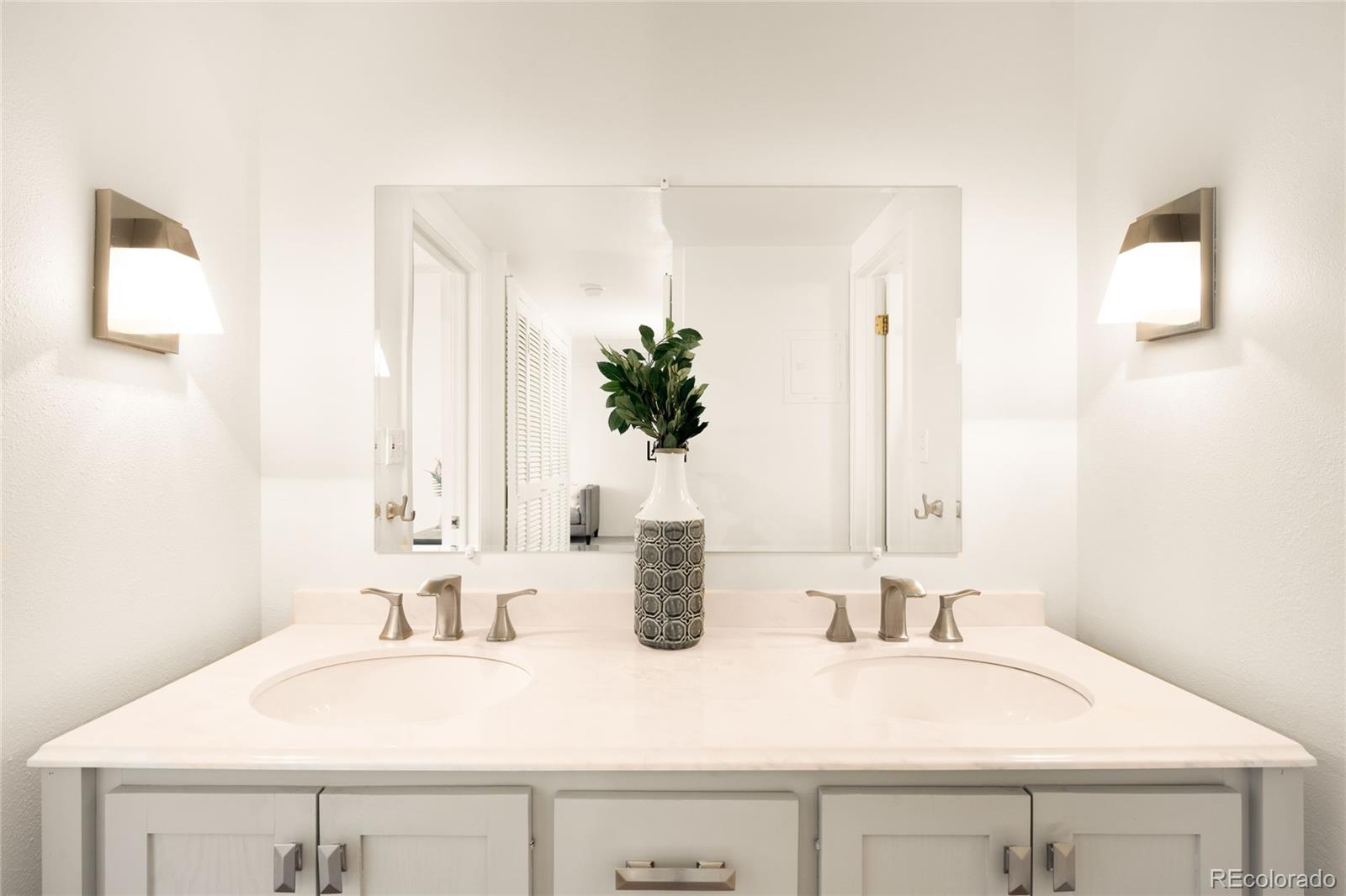 1365 Columbine Street Unit: 103