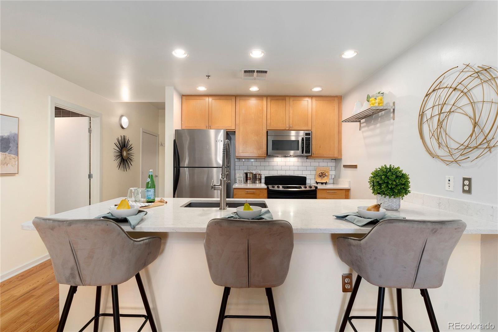 275 S Harrison Street Unit: 107