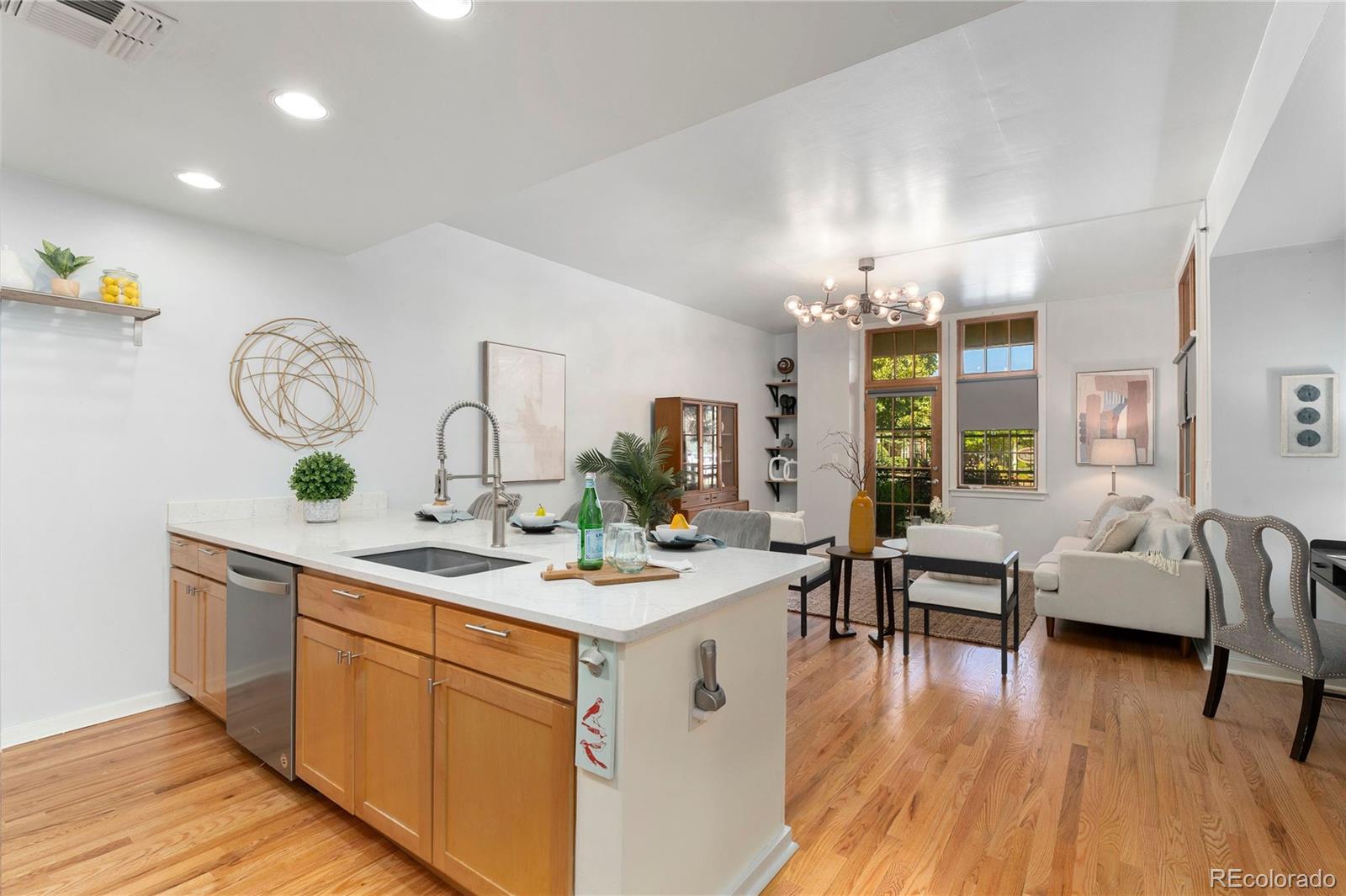 275 S Harrison Street Unit: 107