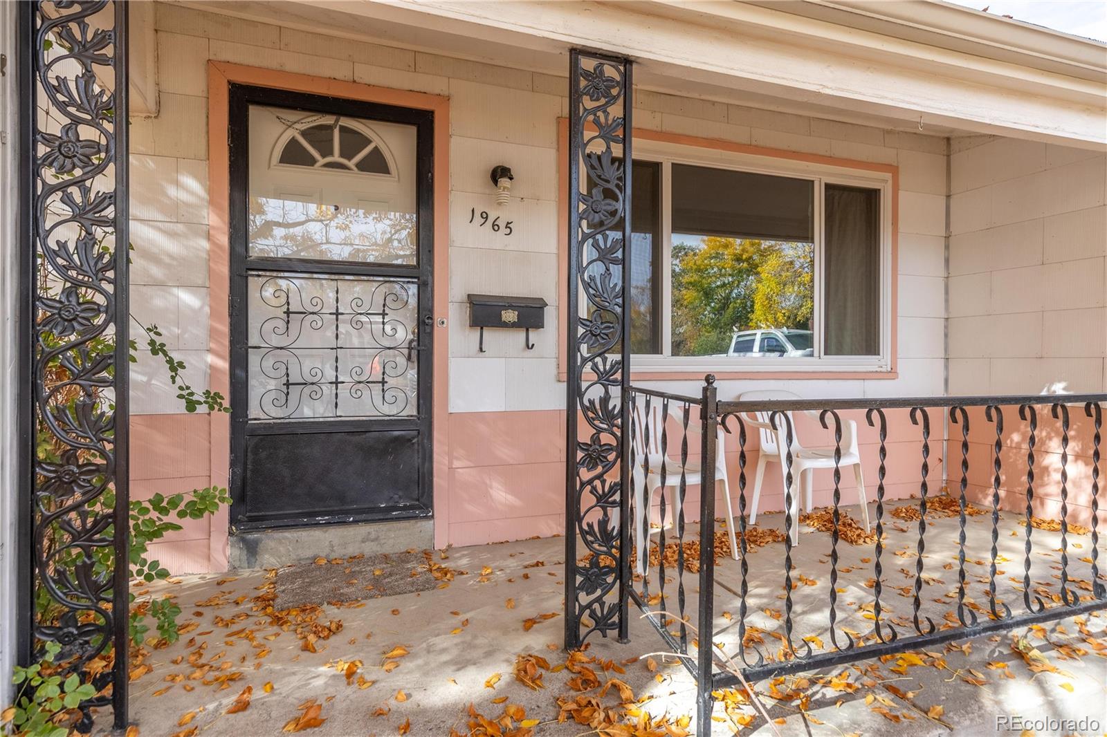 1965 Iola Street