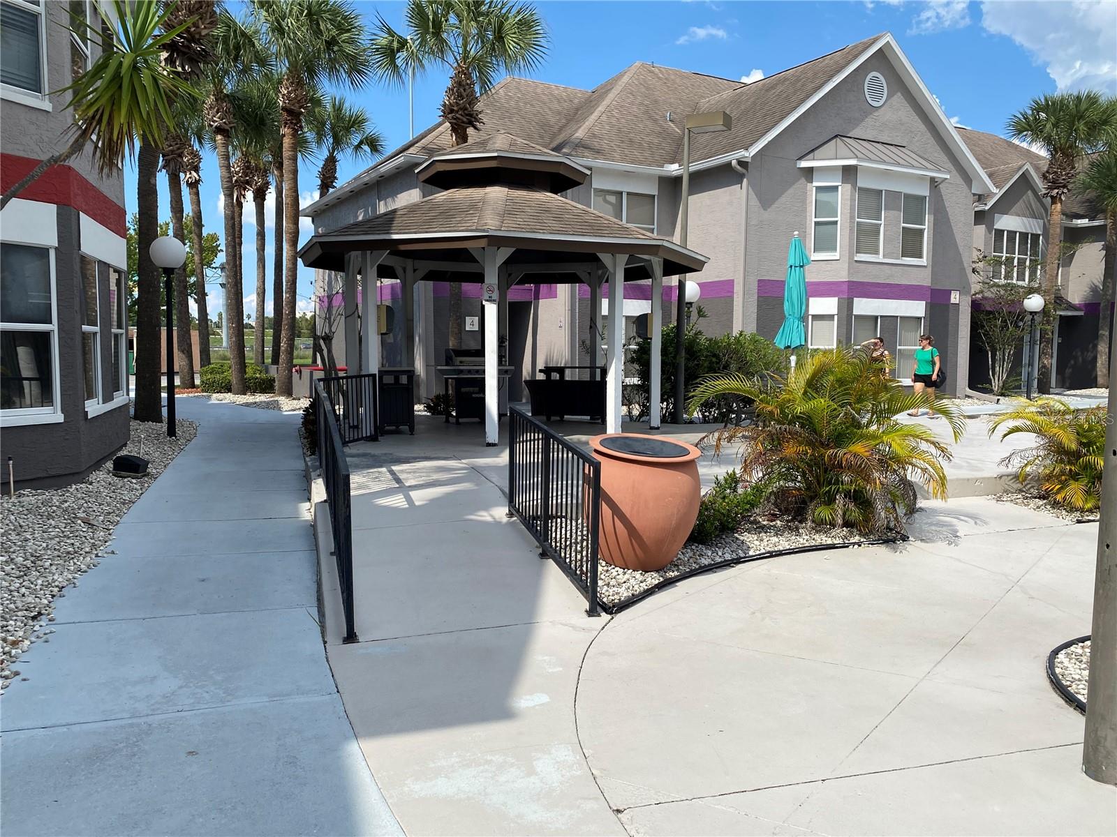 3100 PARKWAY BLVD #765