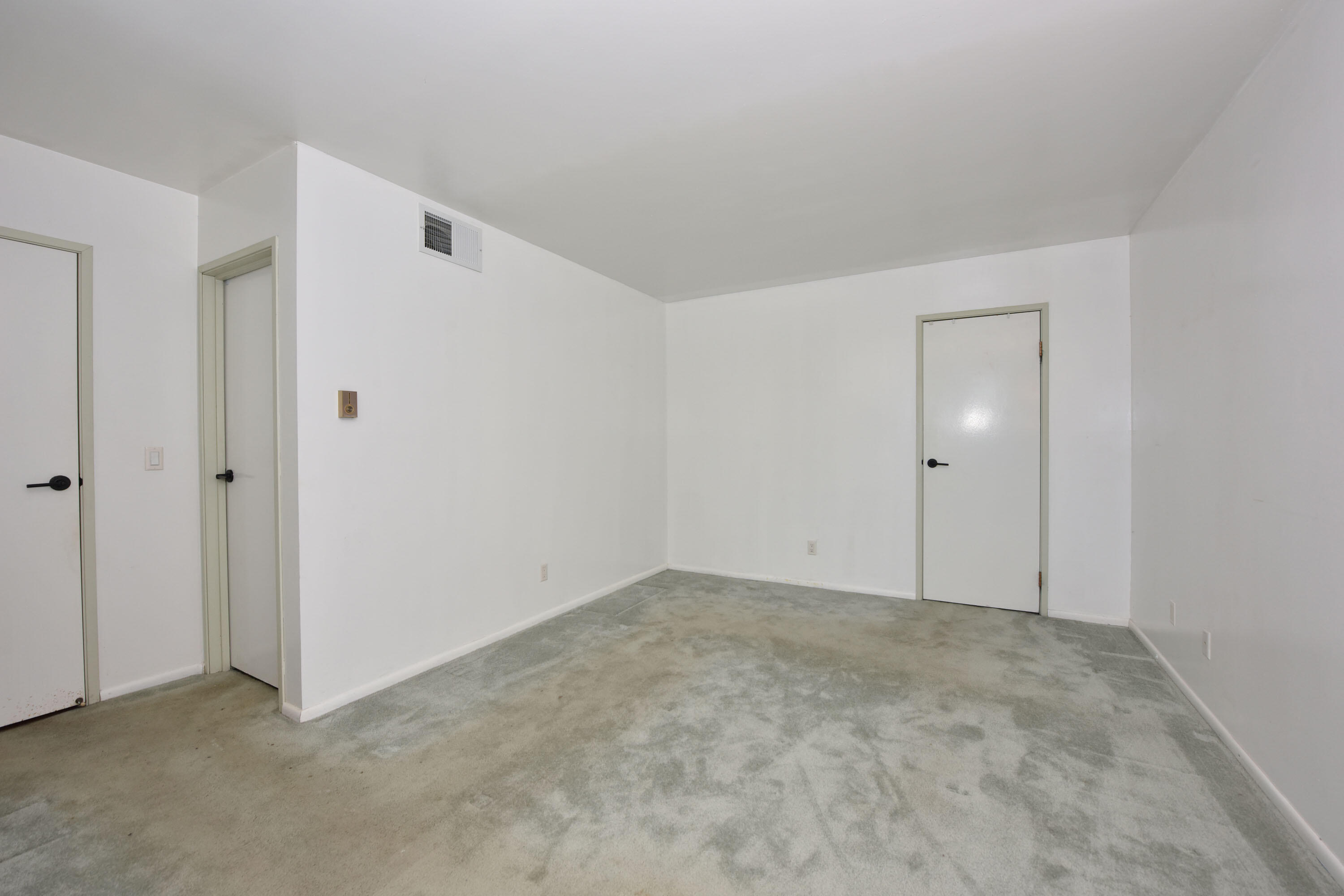 425 W Willow Ct Unit: 146