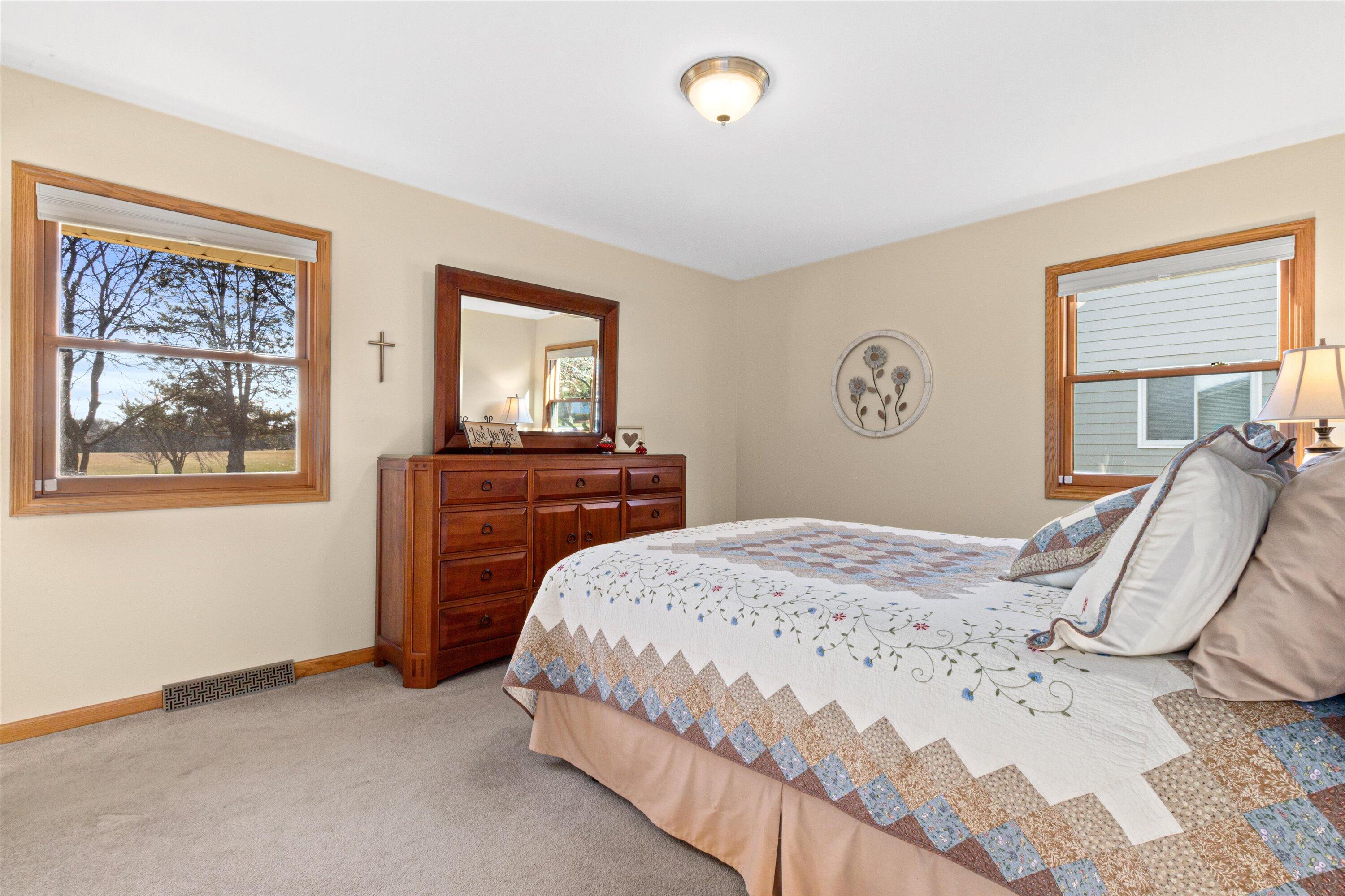 6355 W Pierner Pl