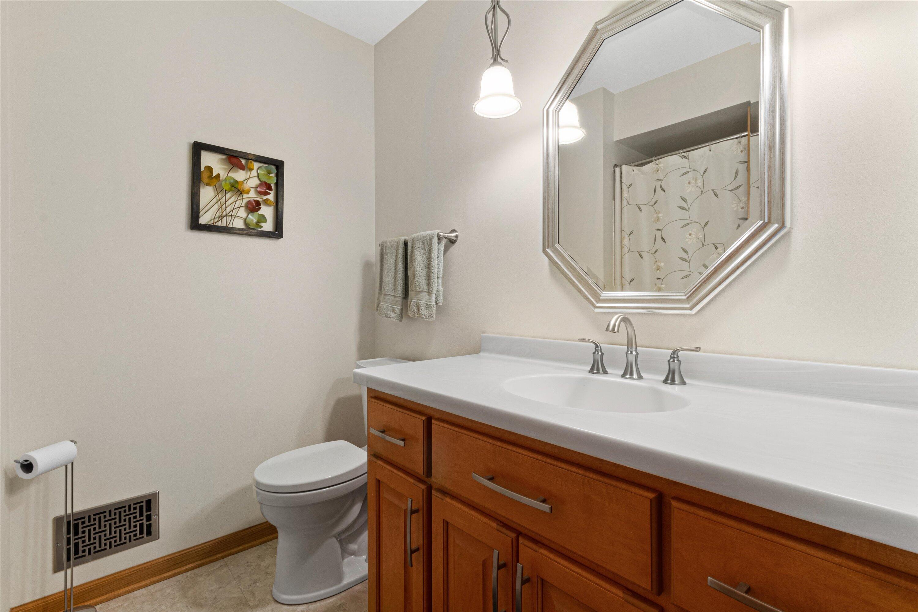 6355 W Pierner Pl
