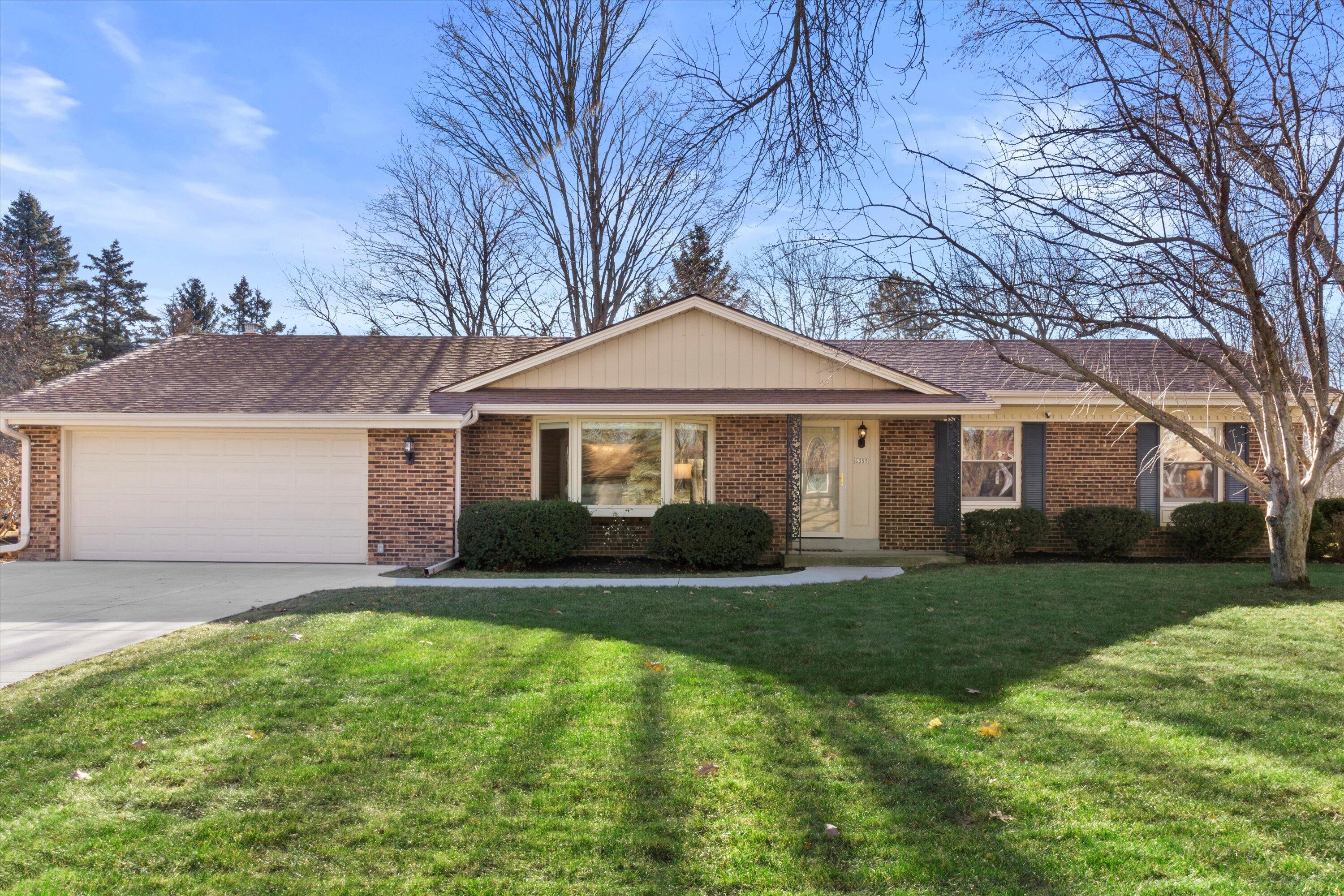 6355 W Pierner Pl