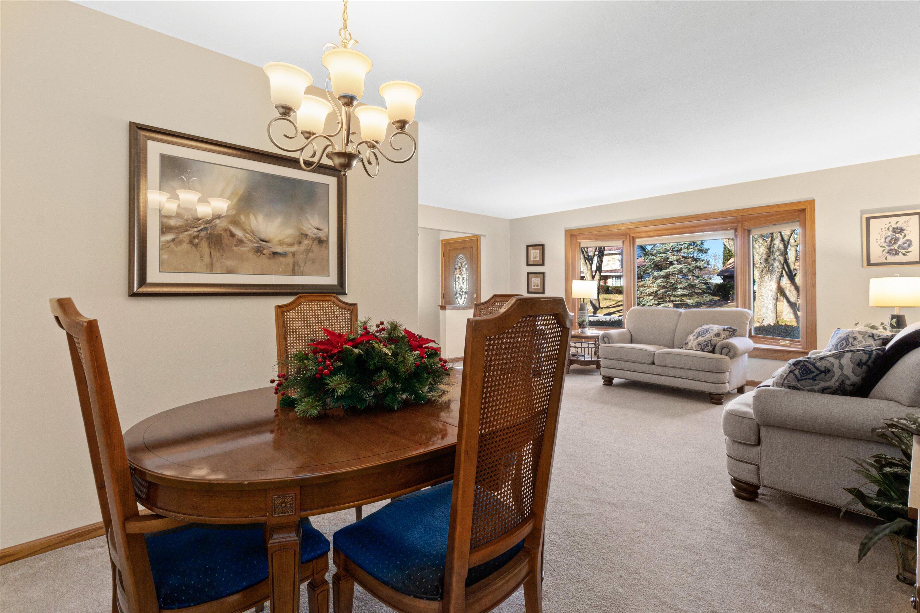 6355 W Pierner Pl