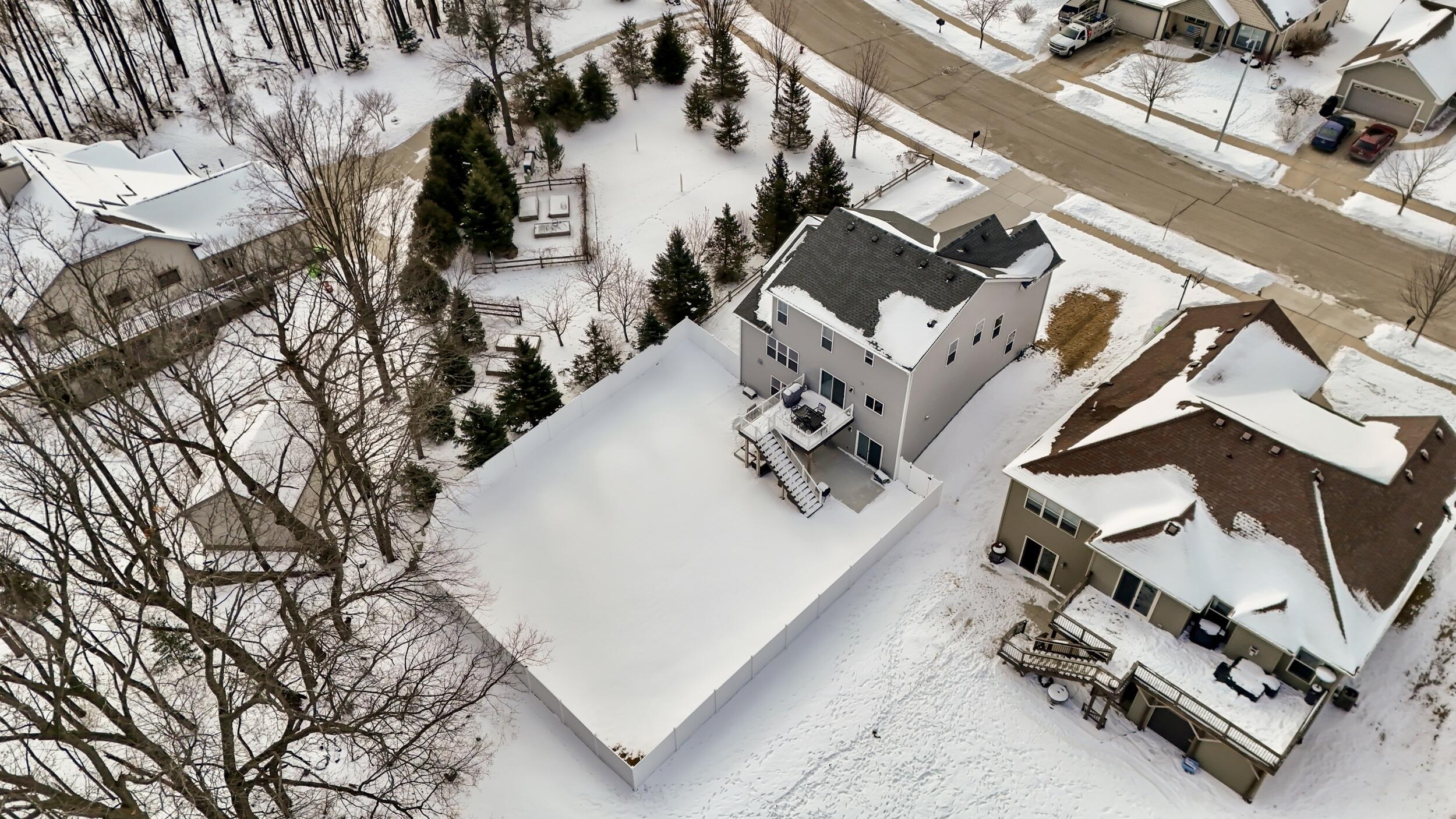 642 Yellowstone Dr