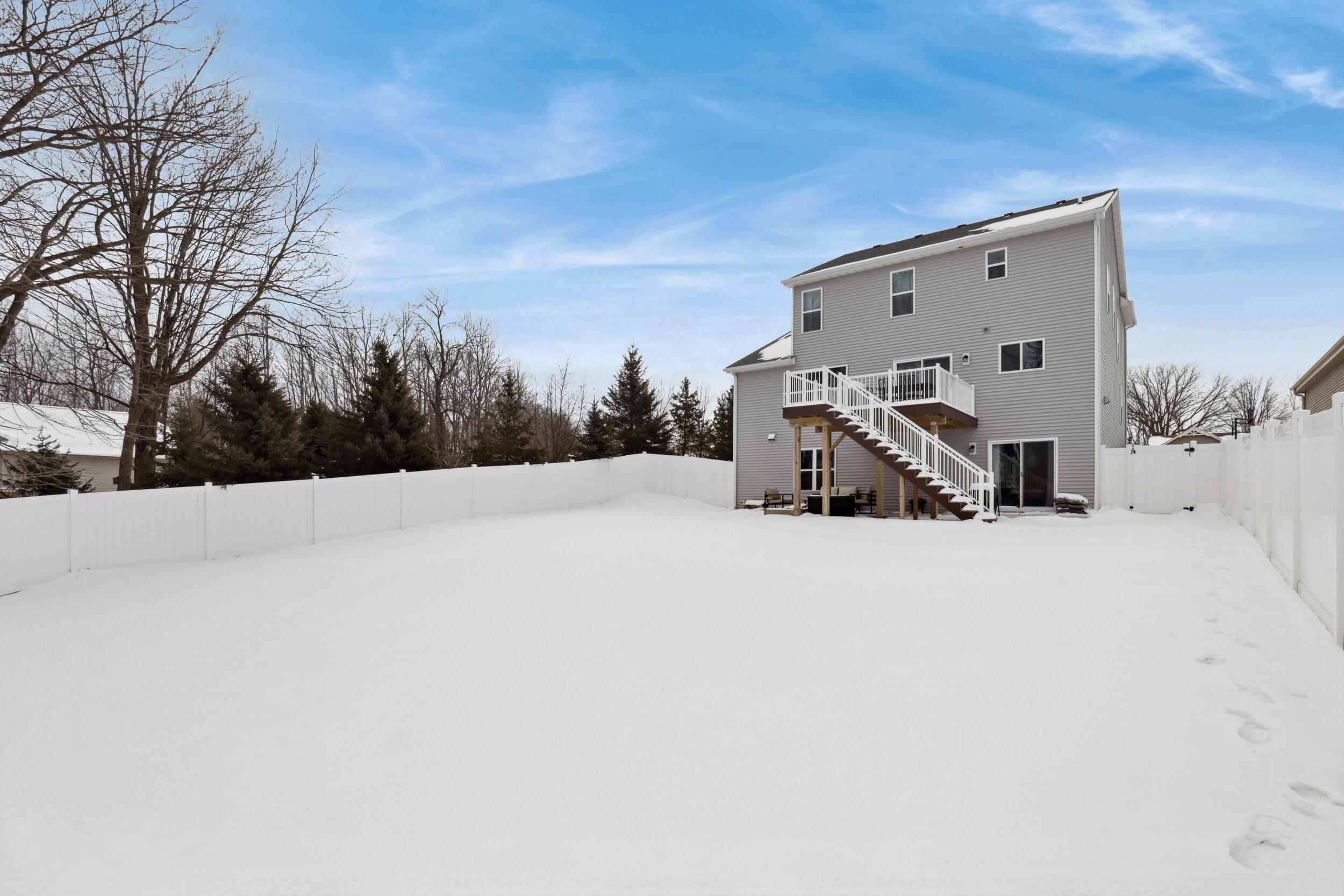 642 Yellowstone Dr