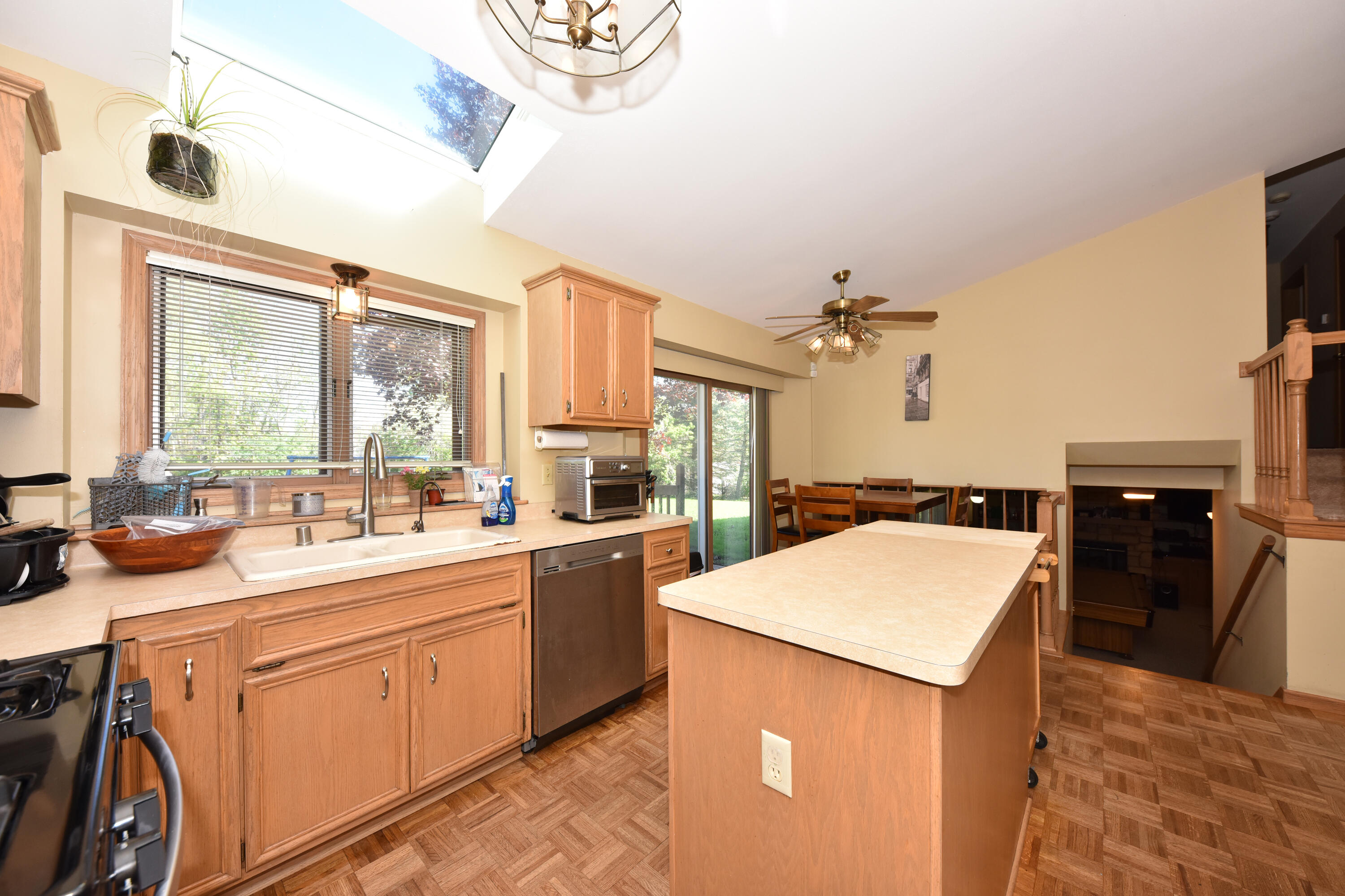 W168N9742 Chippewa Dr