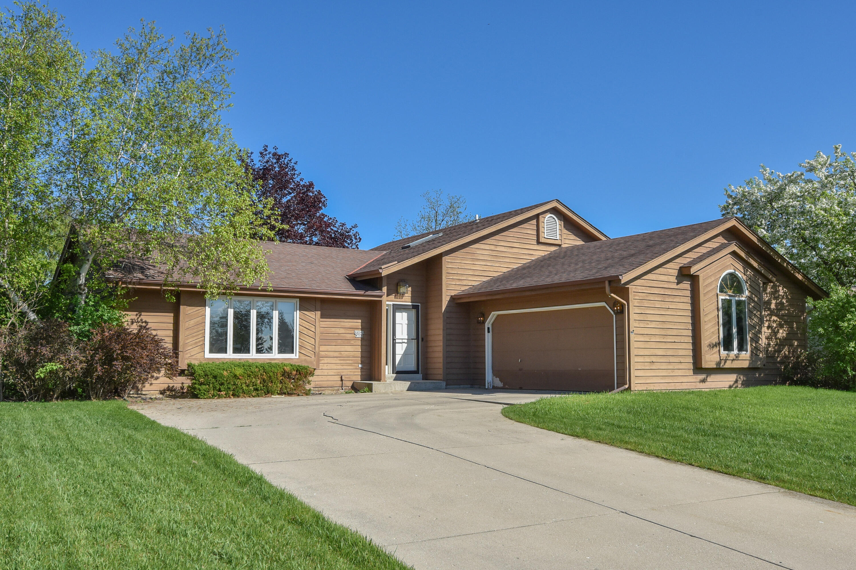W168N9742 Chippewa Dr