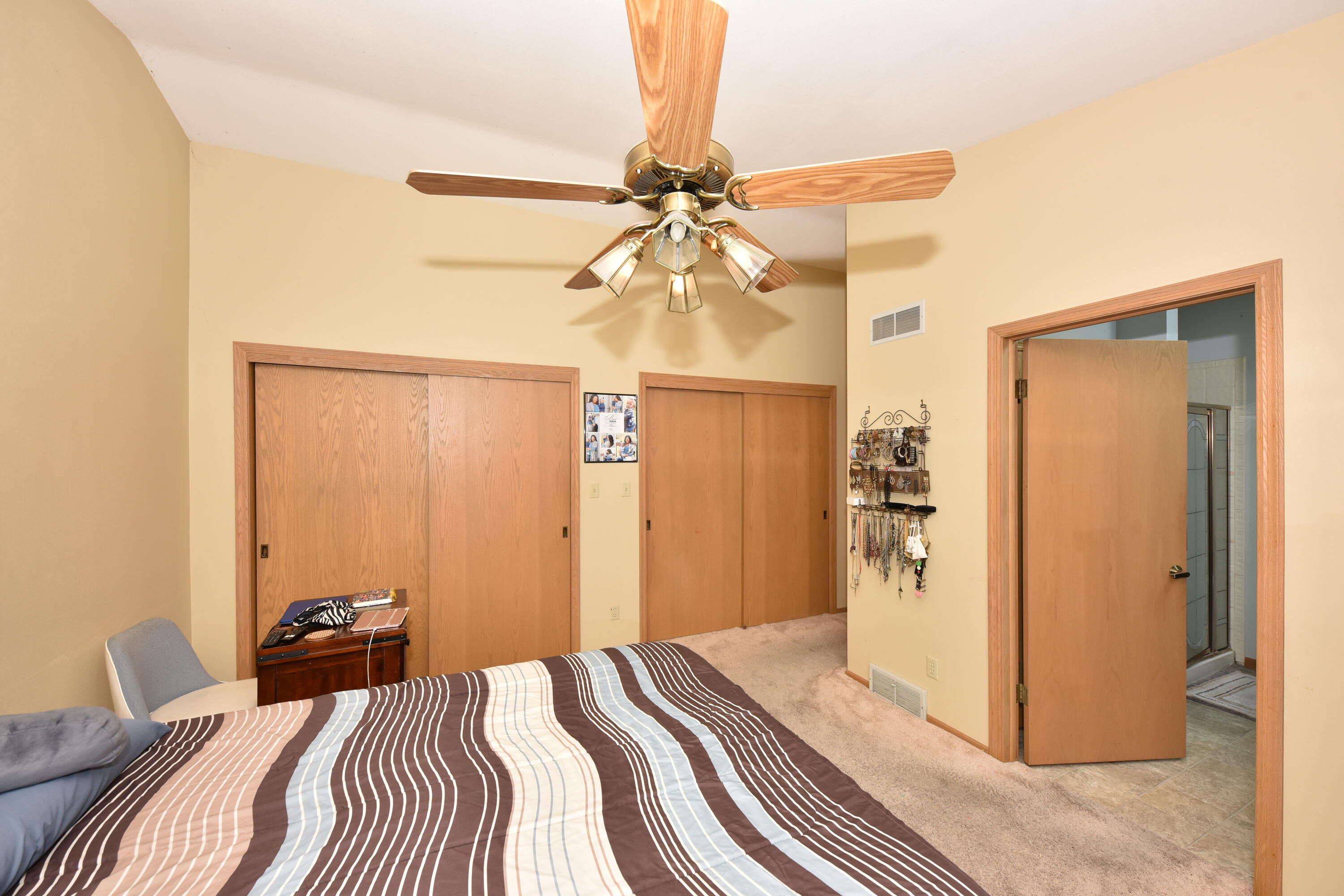 W168N9742 Chippewa Dr