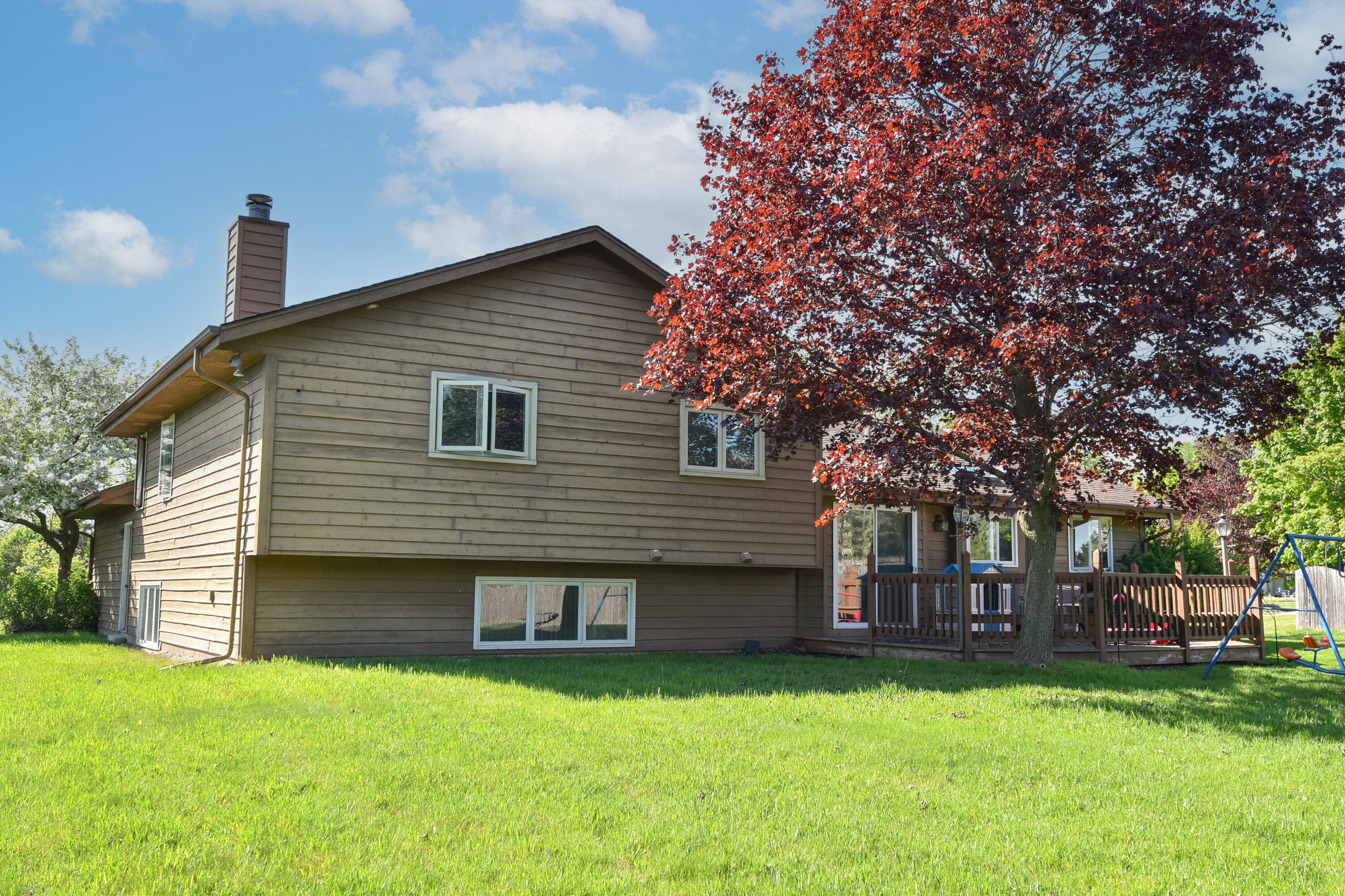 W168N9742 Chippewa Dr