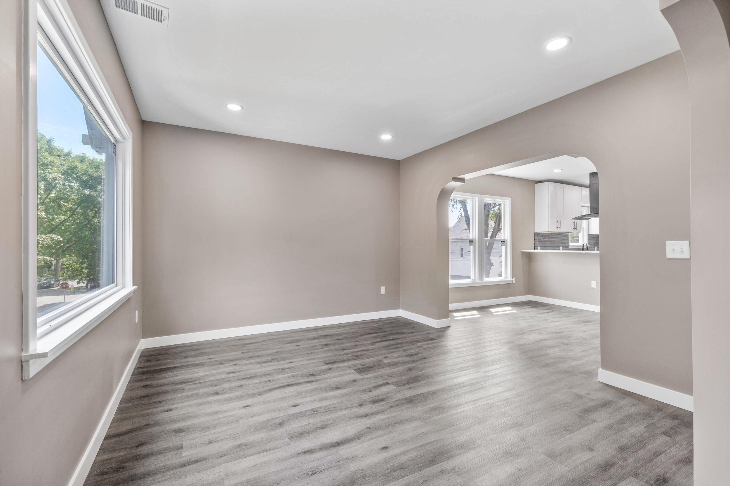 3017 N 26th St Unit: 3019