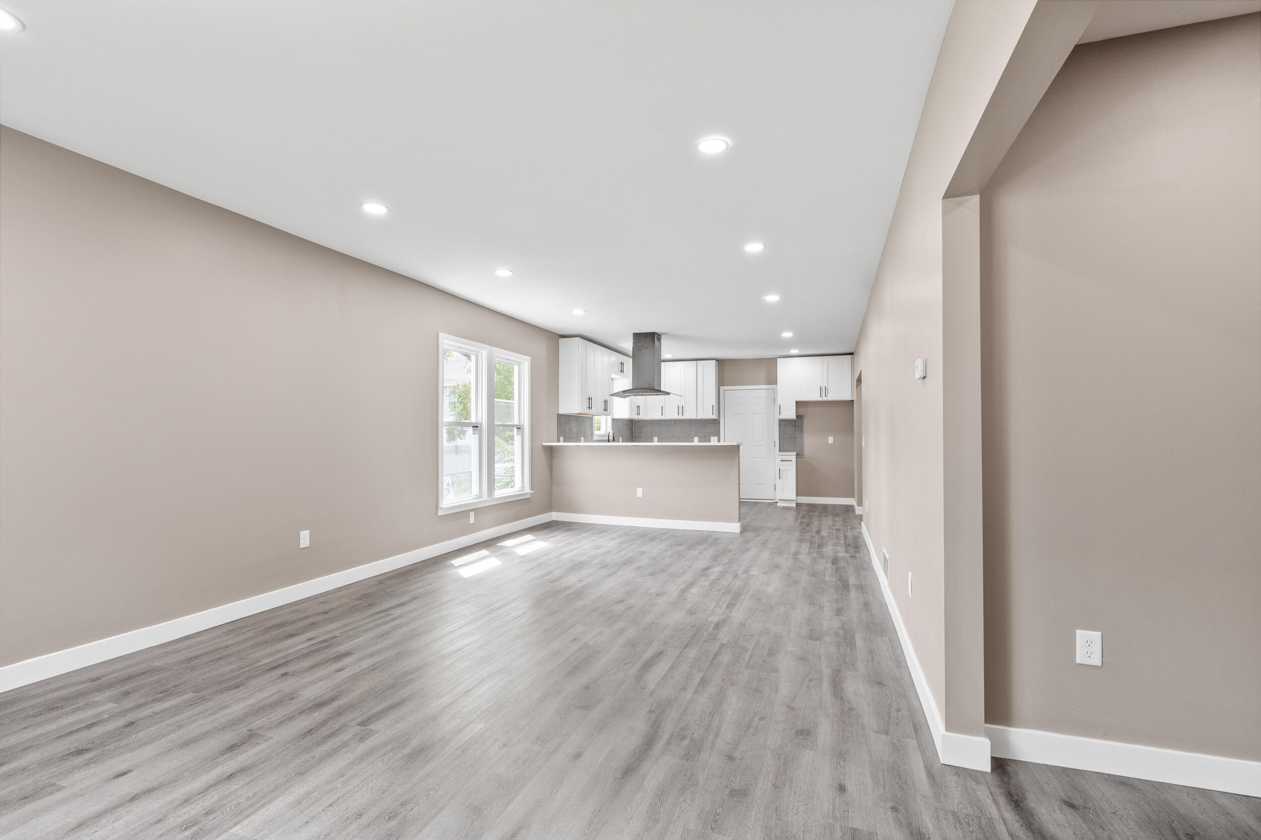 3017 N 26th St Unit: 3019