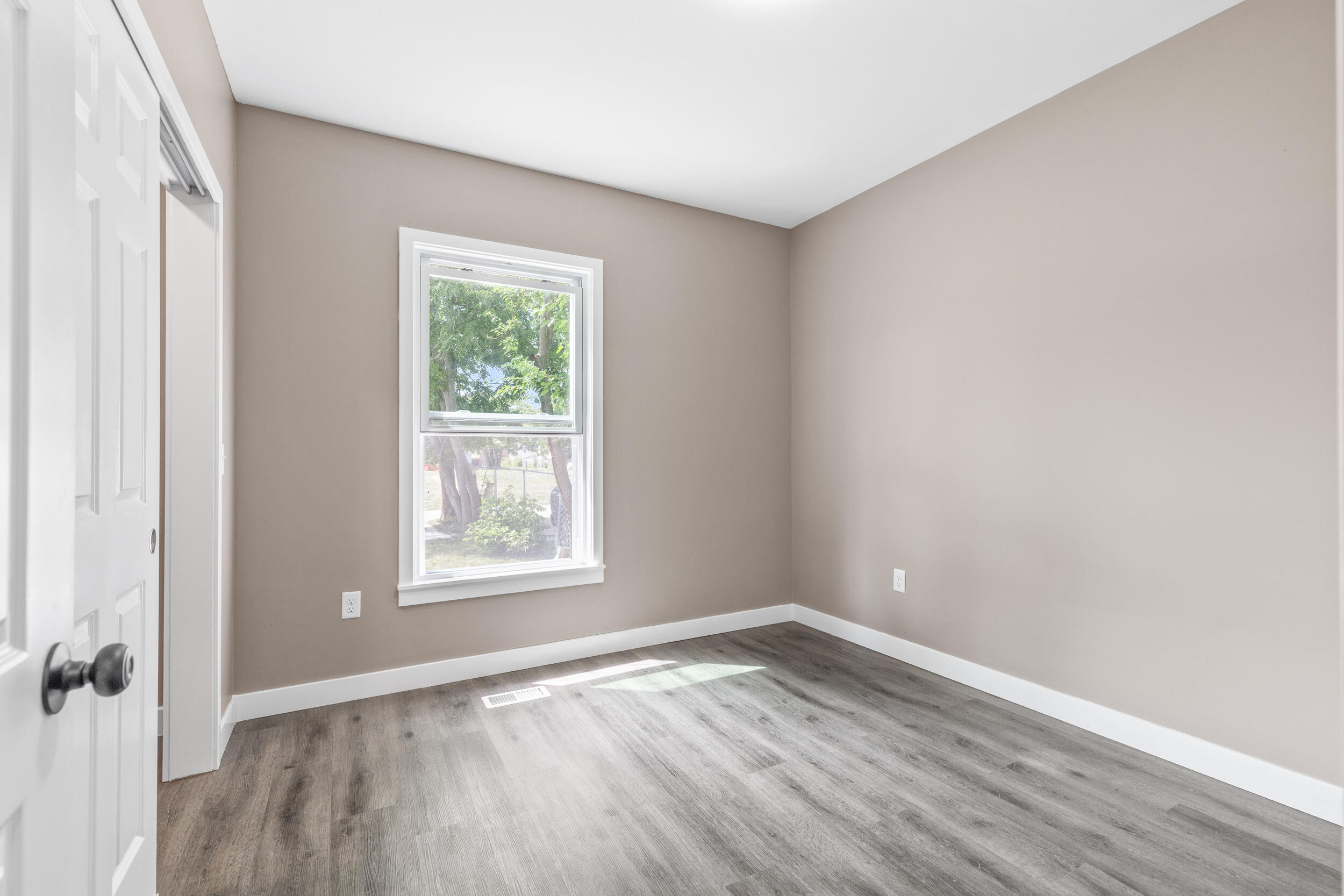 3017 N 26th St Unit: 3019