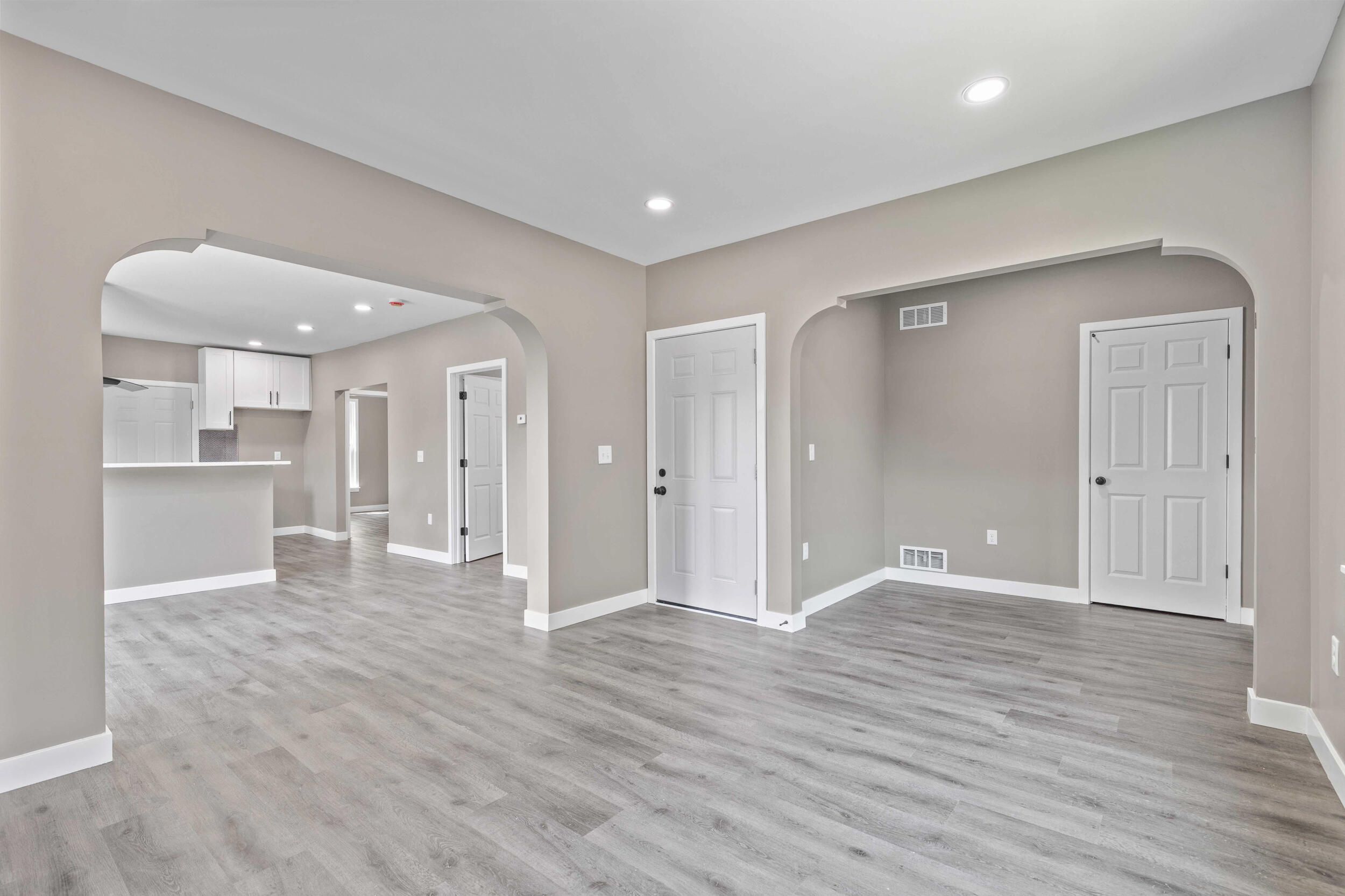 3017 N 26th St Unit: 3019