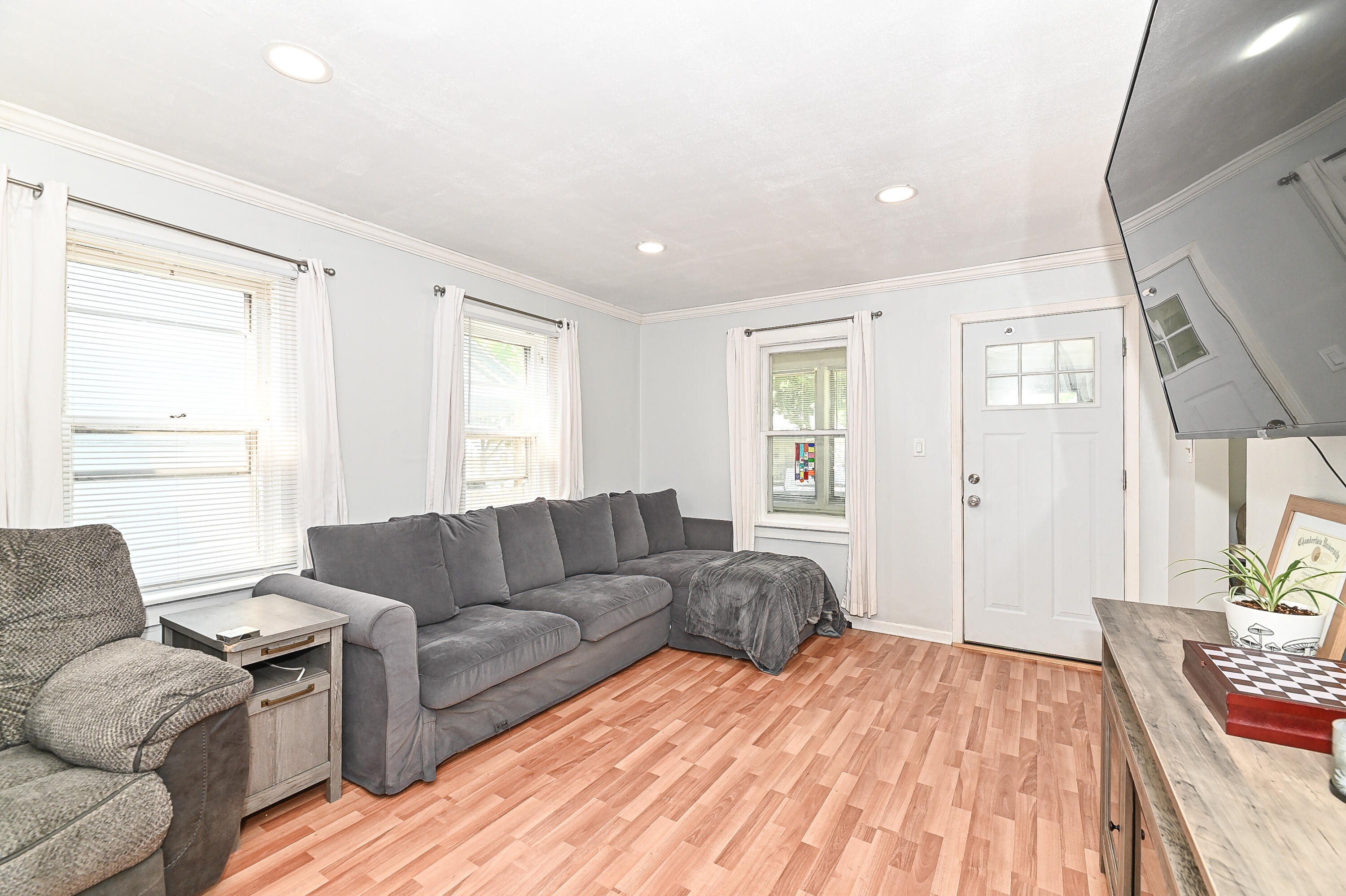 214 S 62nd St