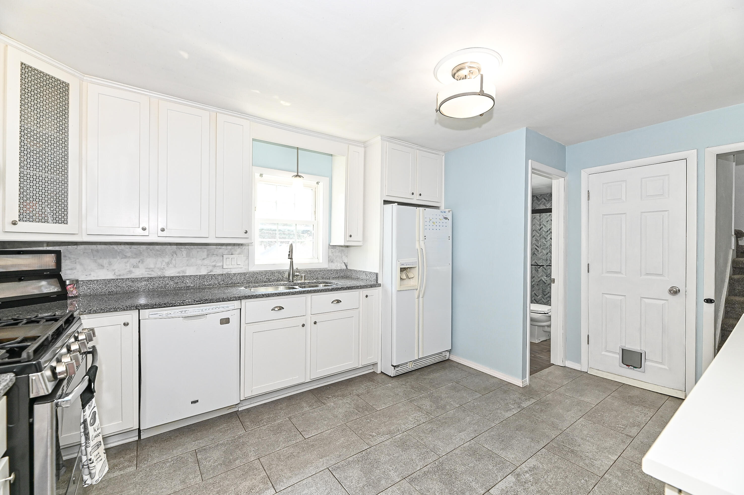 214 S 62nd St