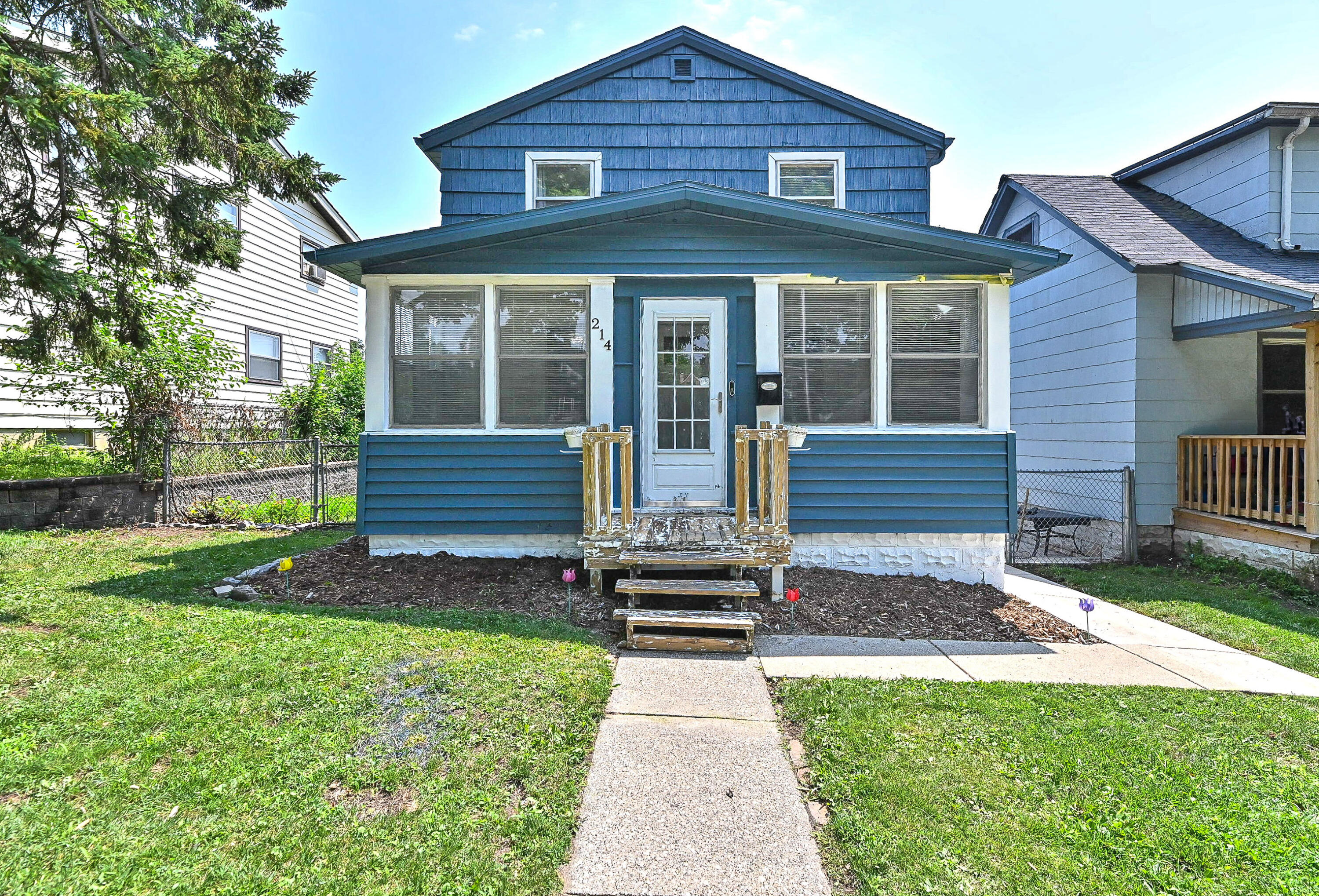 214 S 62nd St