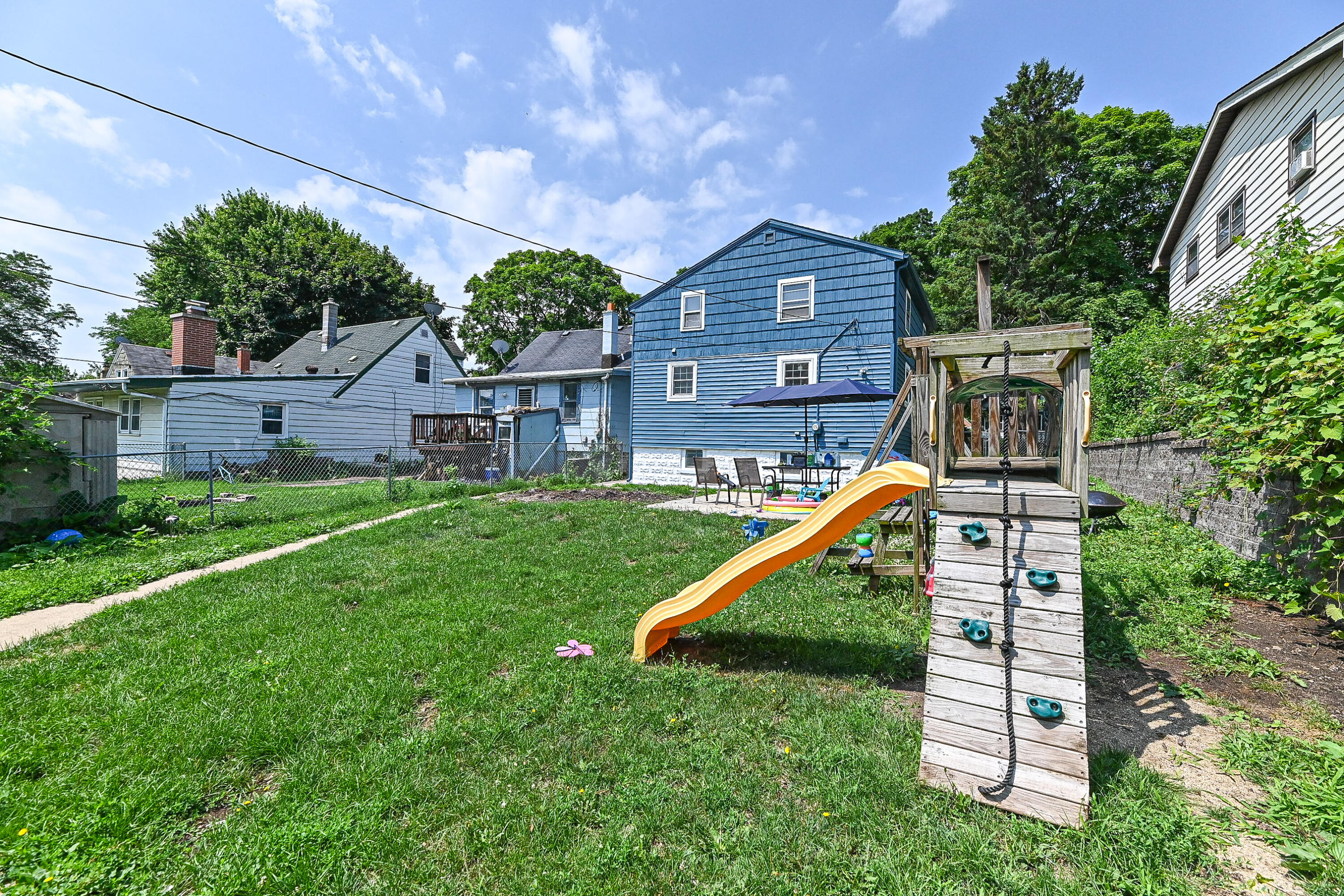 214 S 62nd St