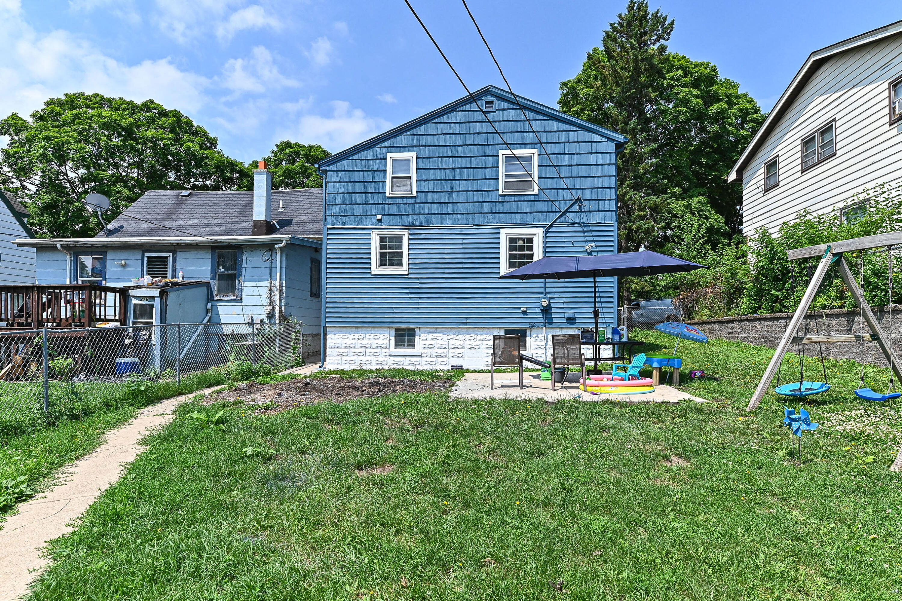 214 S 62nd St