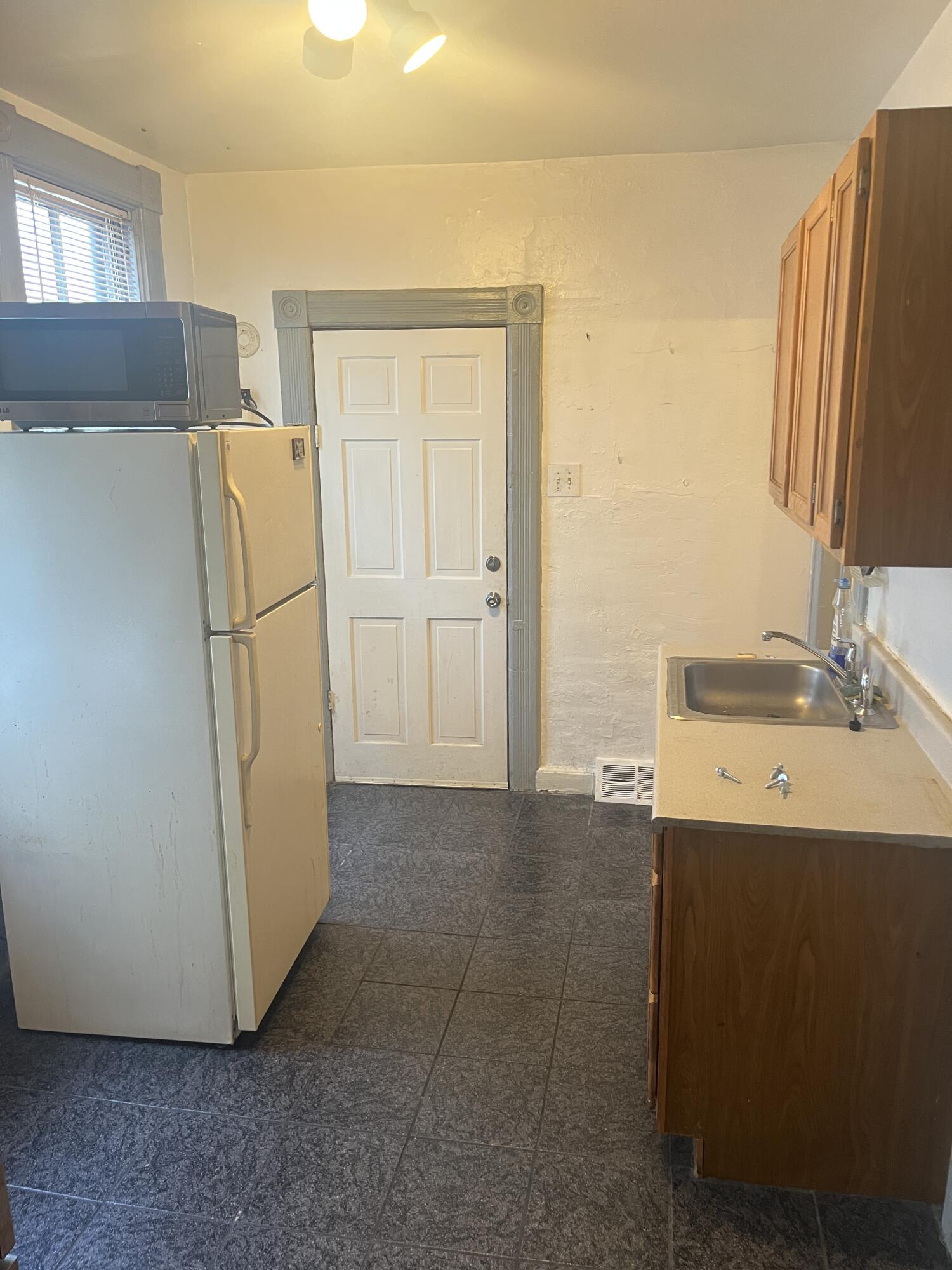 2515 N Bartlett Ave Unit: 2517