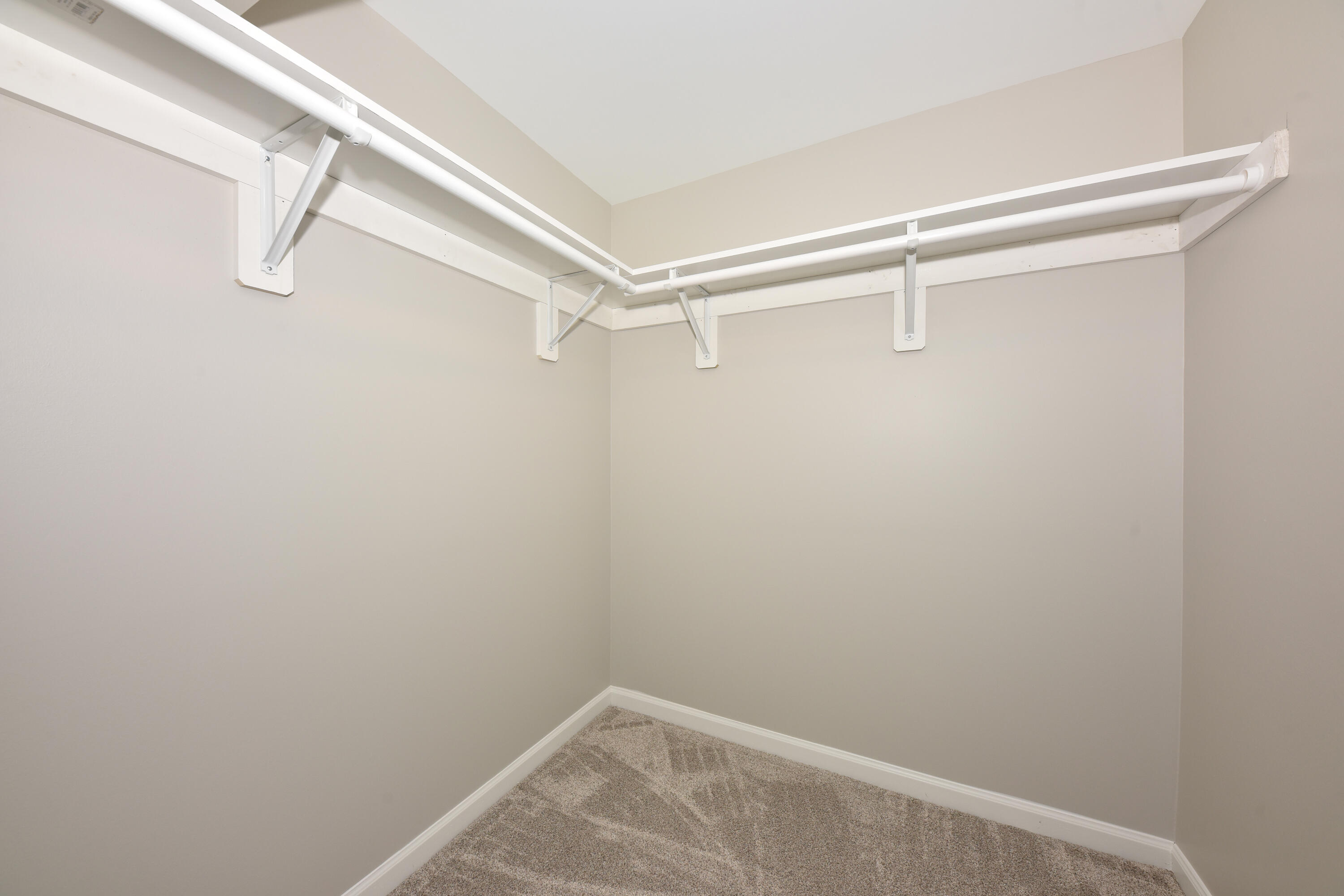 8605 N Servite Dr Unit: 105