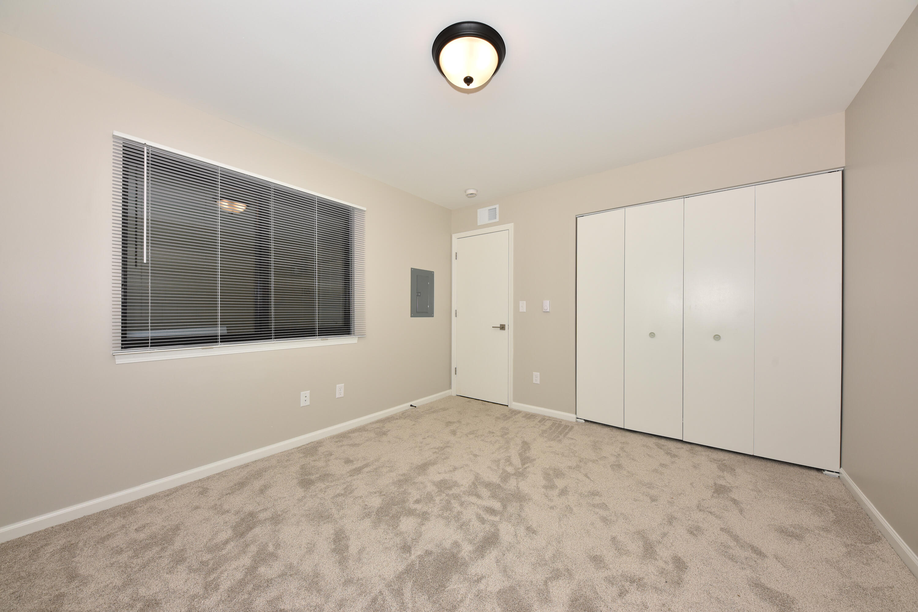 8605 N Servite Dr Unit: 105