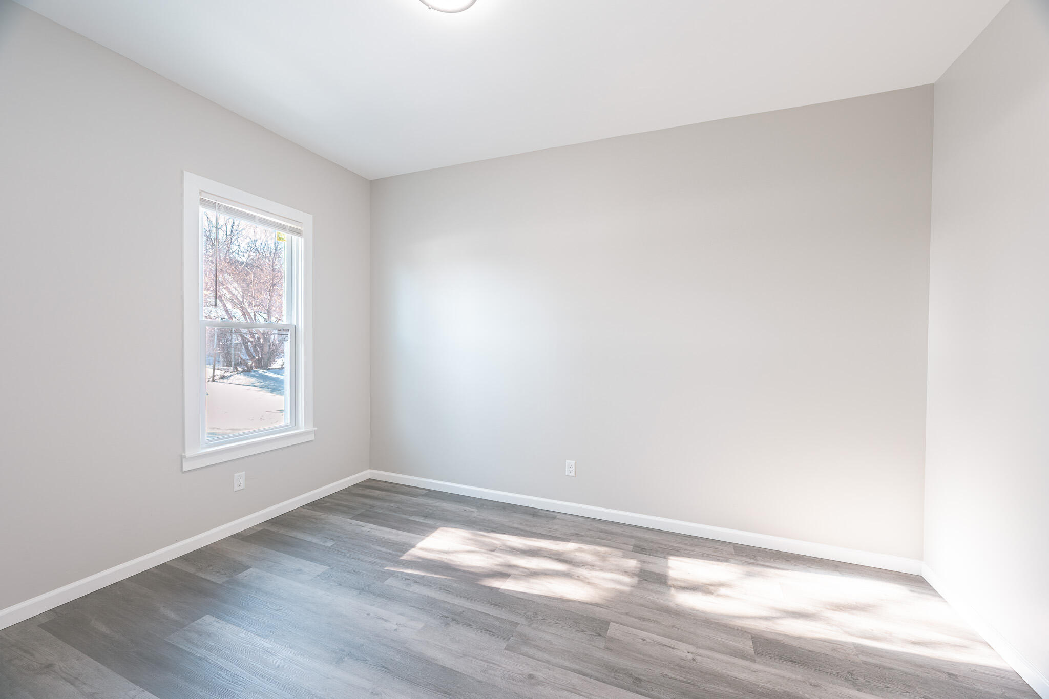 3513 W Lloyd St Unit: 3515