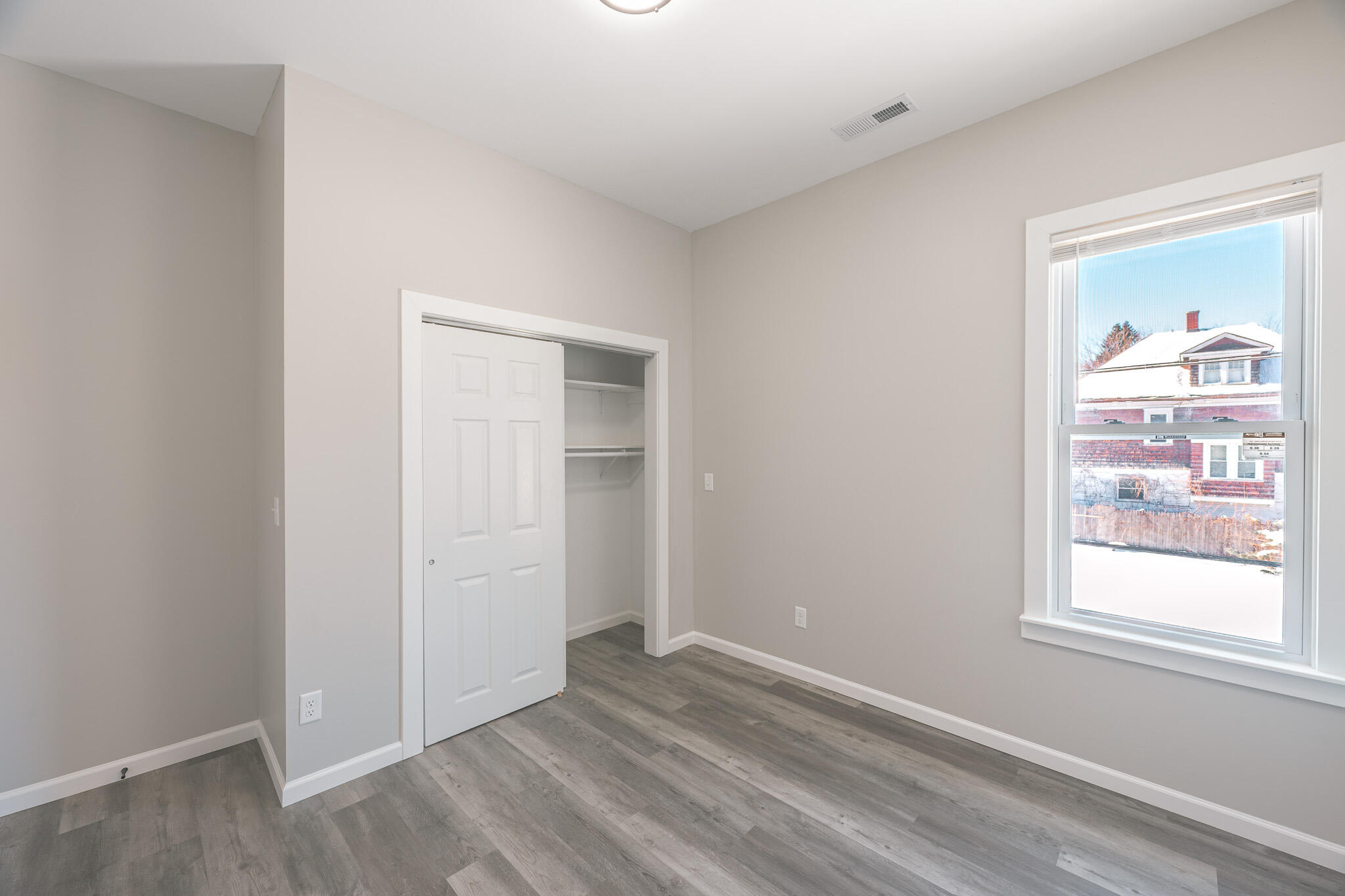 3513 W Lloyd St Unit: 3515