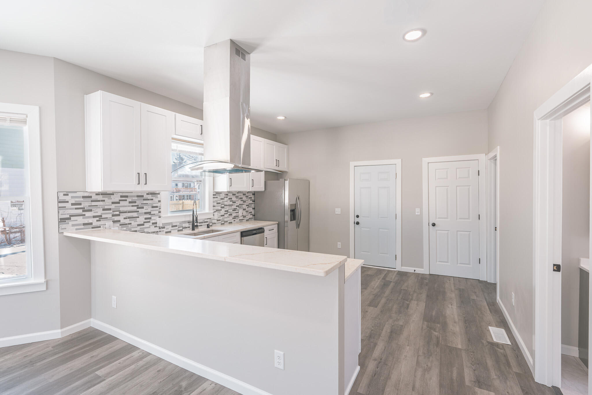 3513 W Lloyd St Unit: 3515