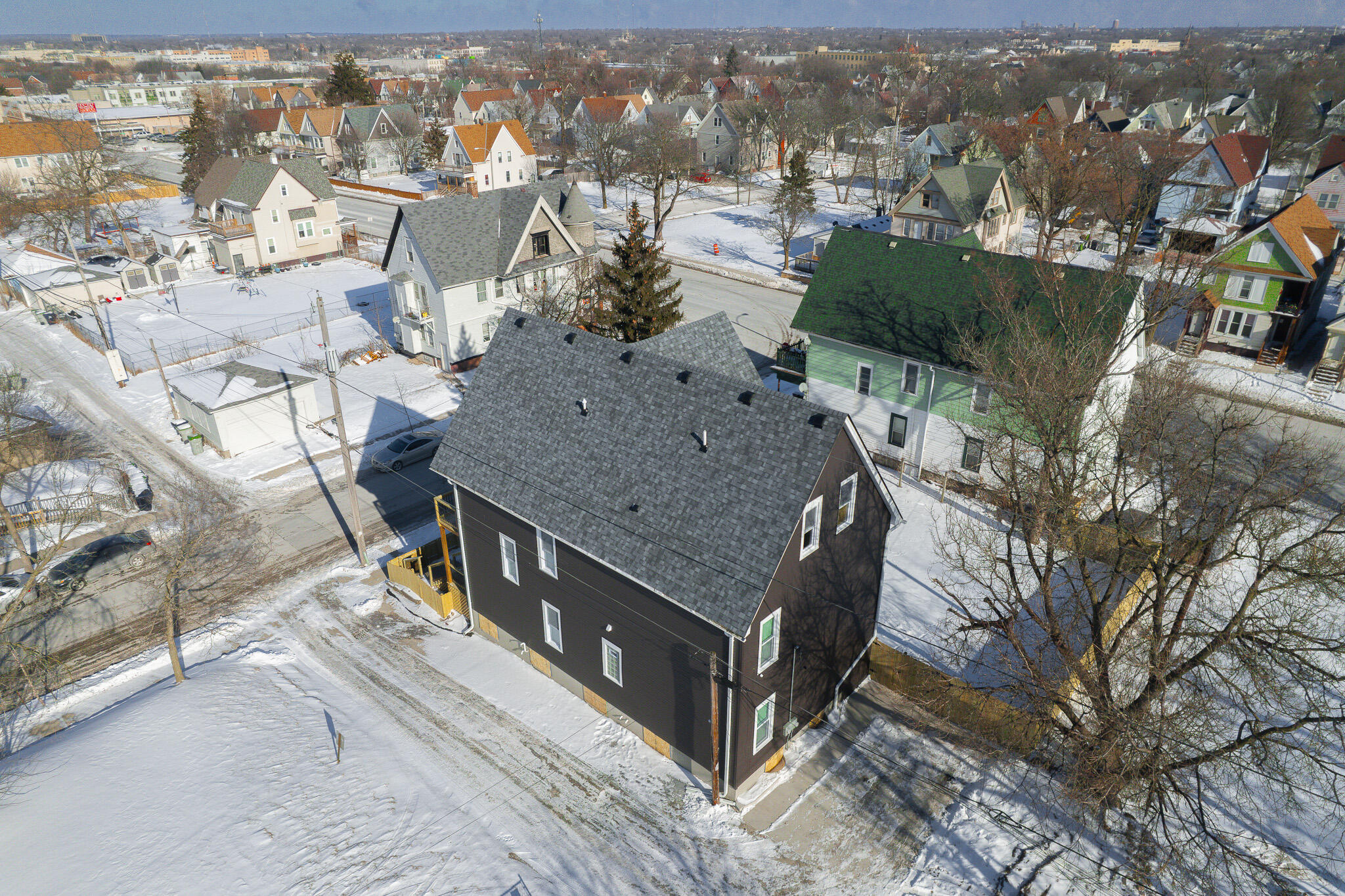 3513 W Lloyd St Unit: 3515