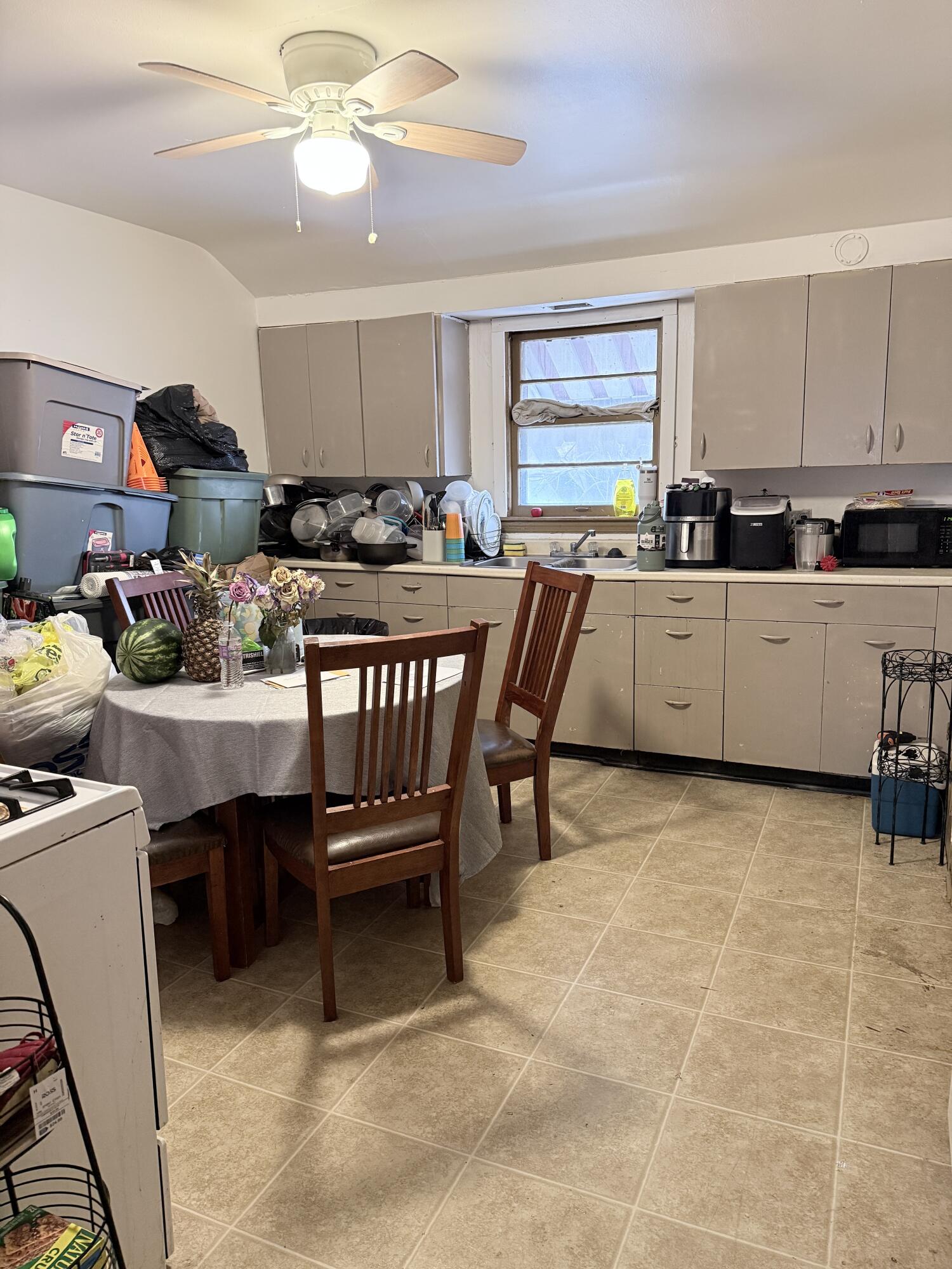 4023 N 48th St Unit: 4023A