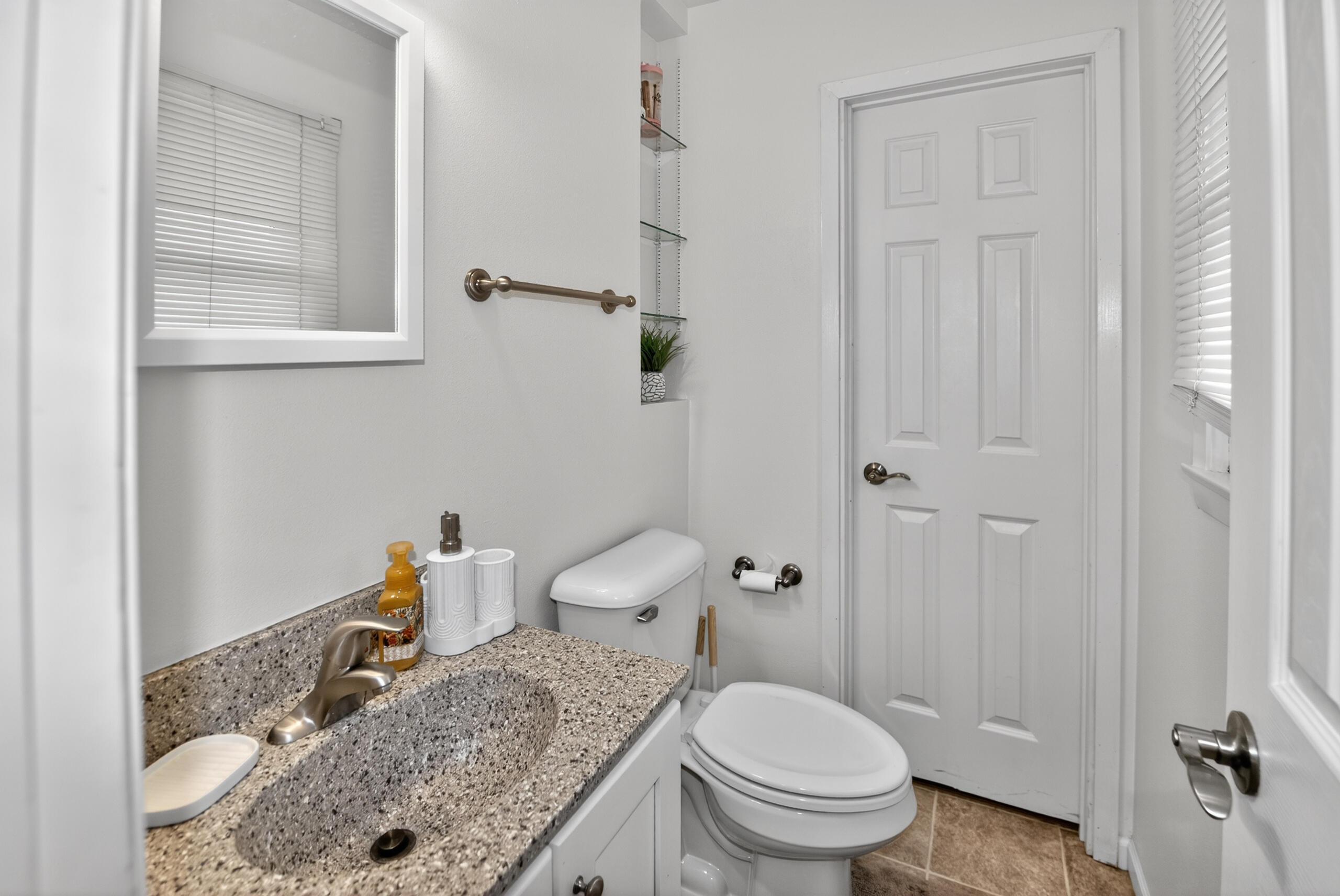 8810 W Petersik St