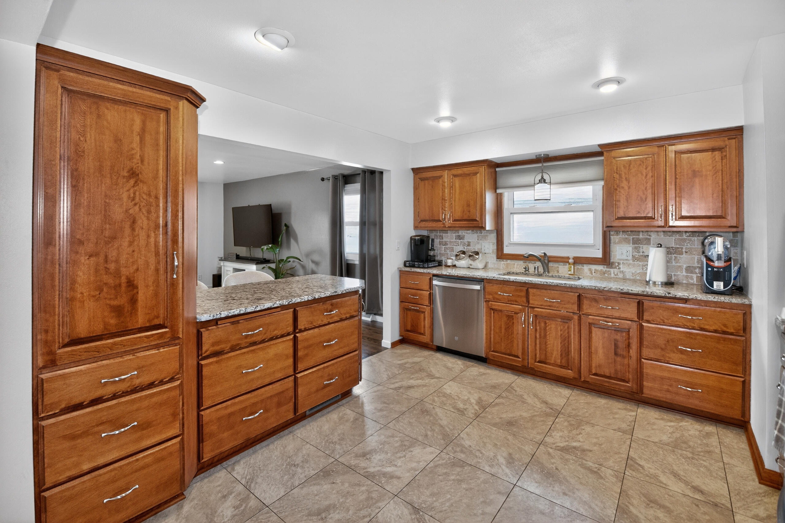 8810 W Petersik St
