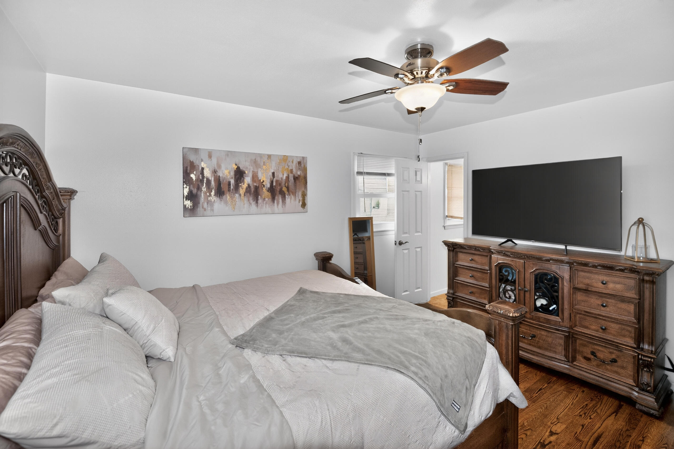 8810 W Petersik St