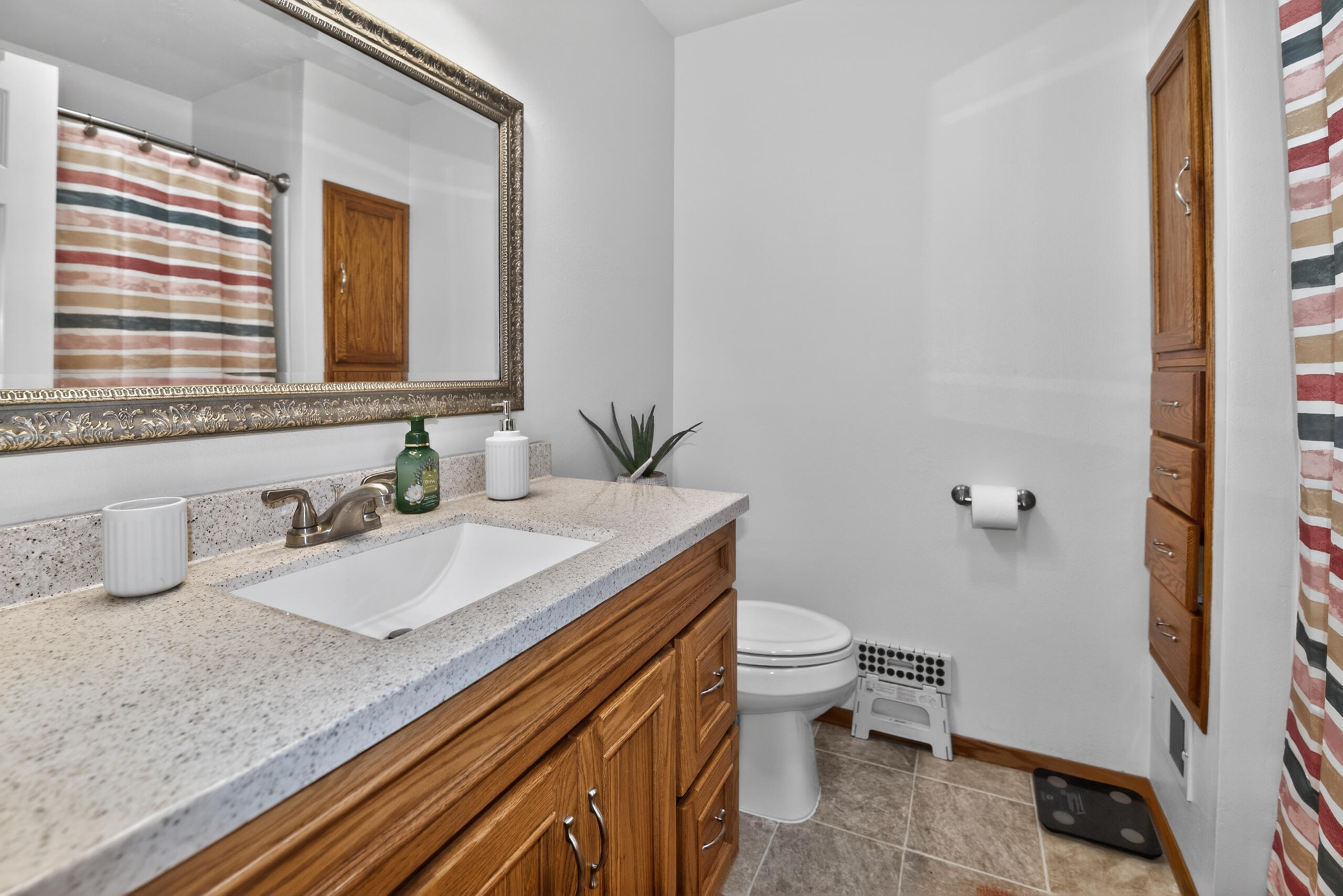 8810 W Petersik St
