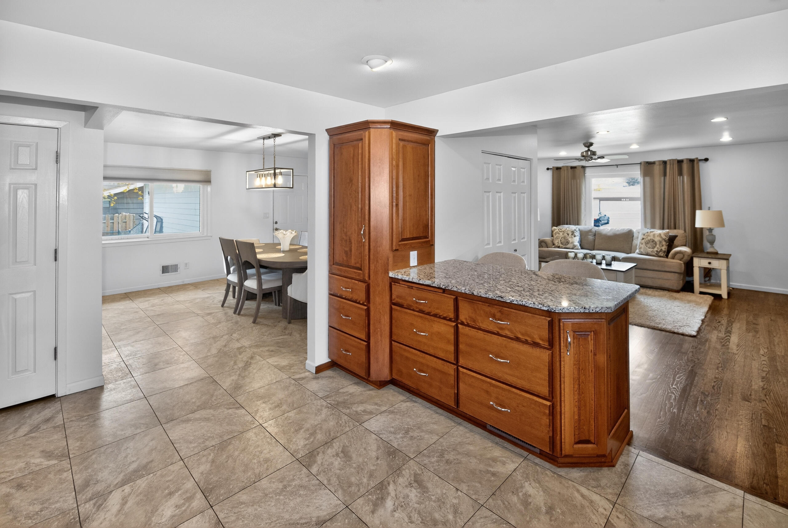 8810 W Petersik St