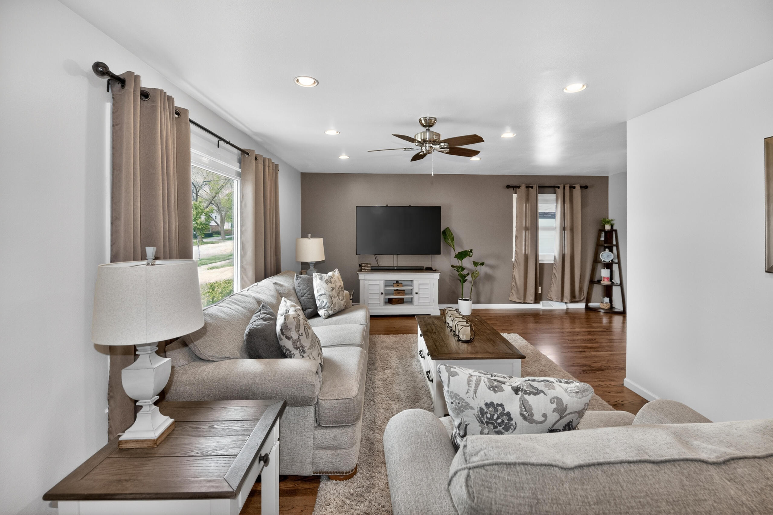 8810 W Petersik St