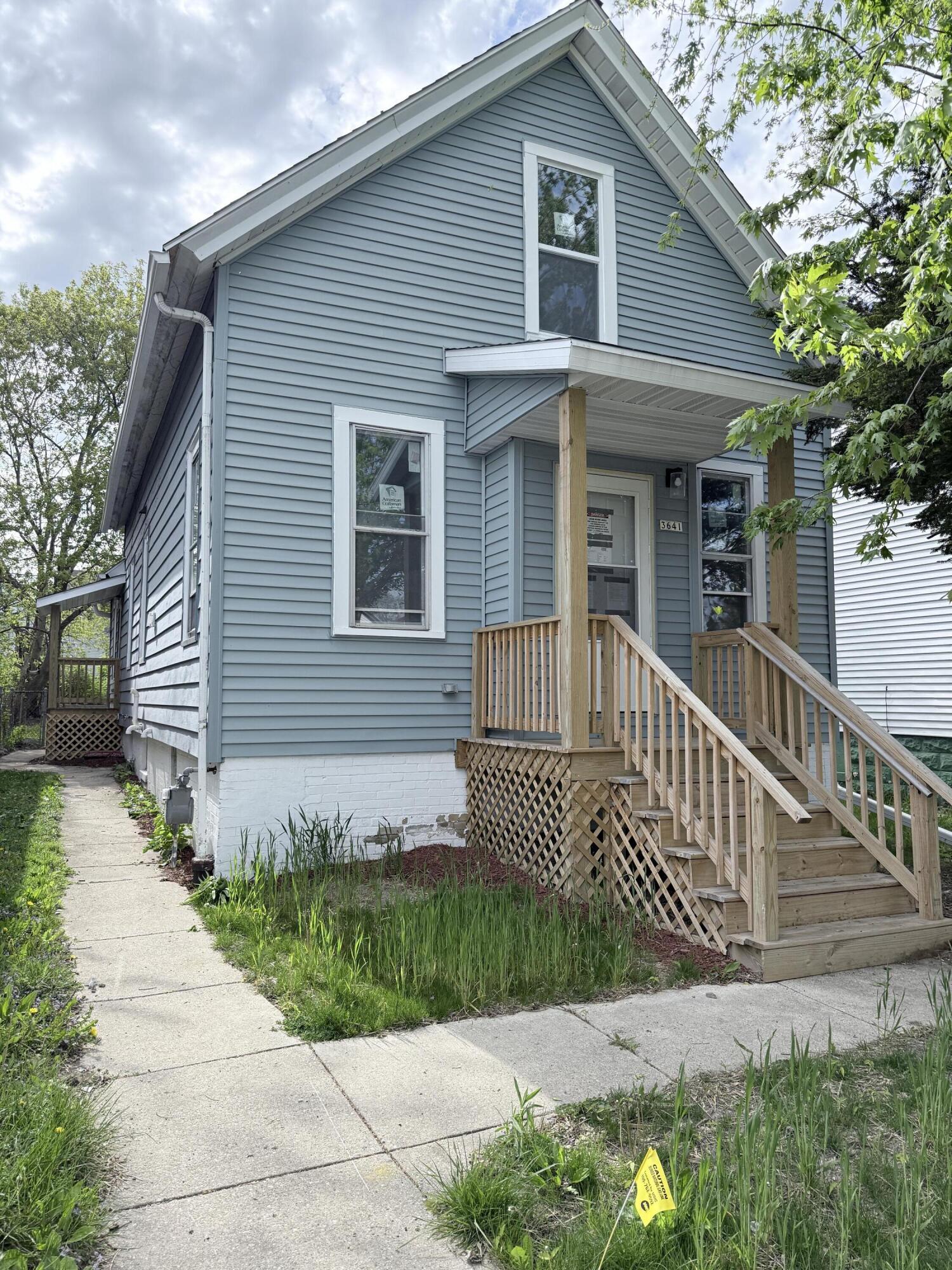 3641 N Port Washington Ave