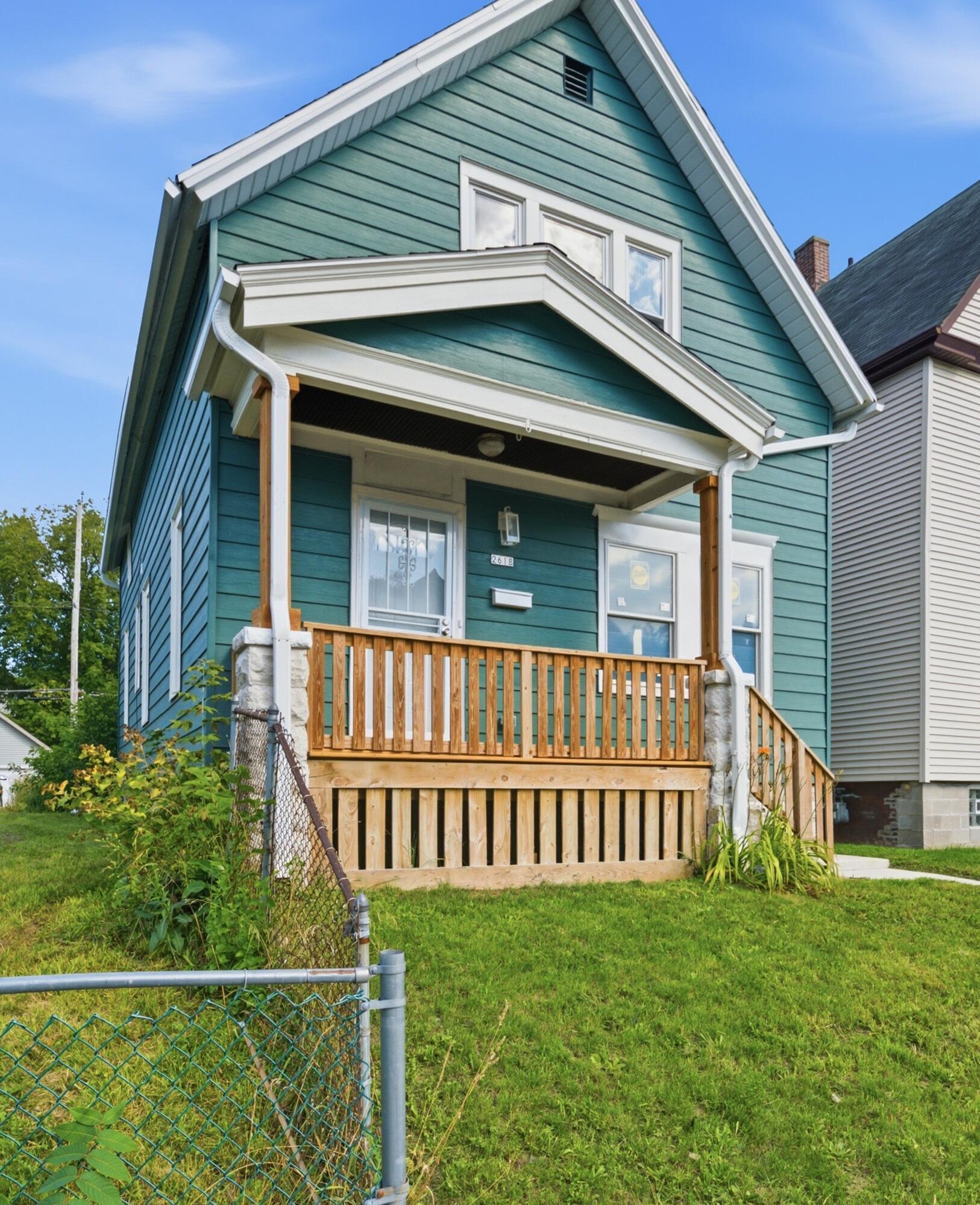 2618 N 24th Pl