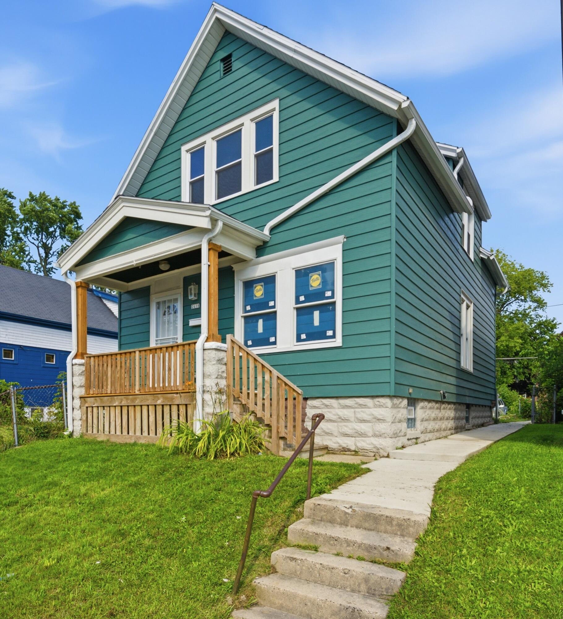 2618 N 24th Pl