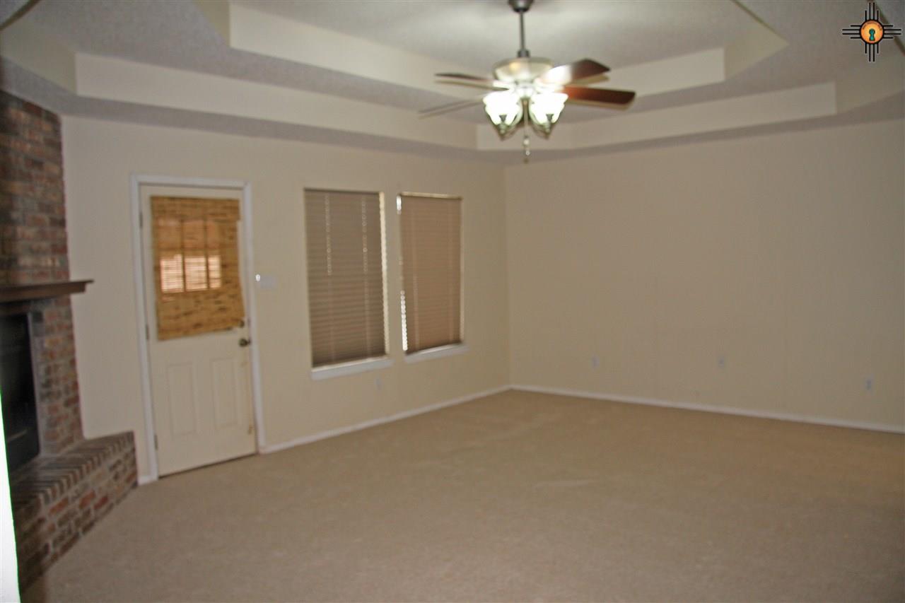 1756 Simmons