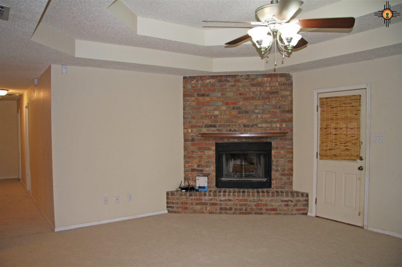 1756 Simmons