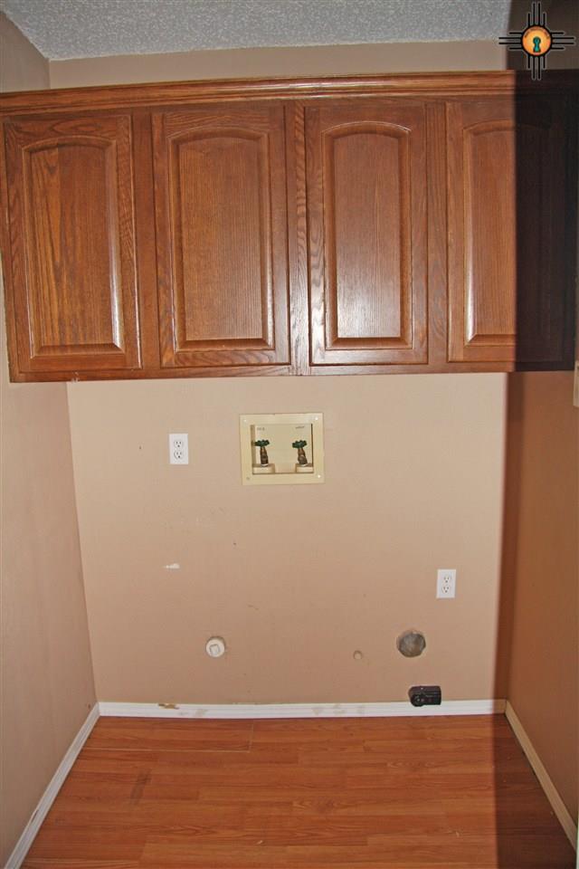 1756 Simmons