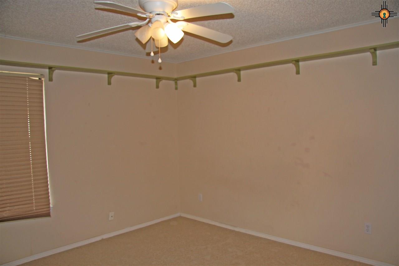 1756 Simmons