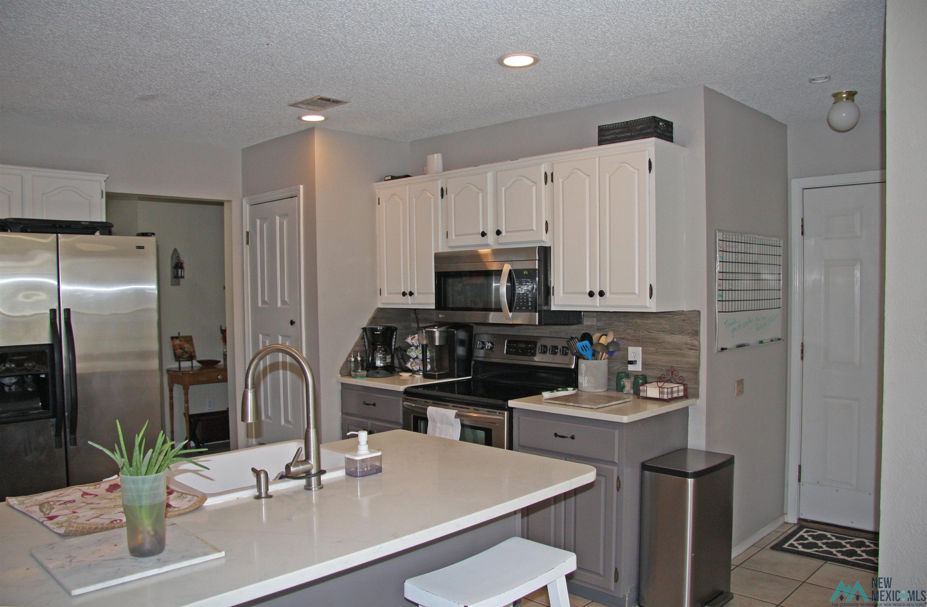 404 Chanticleer Place