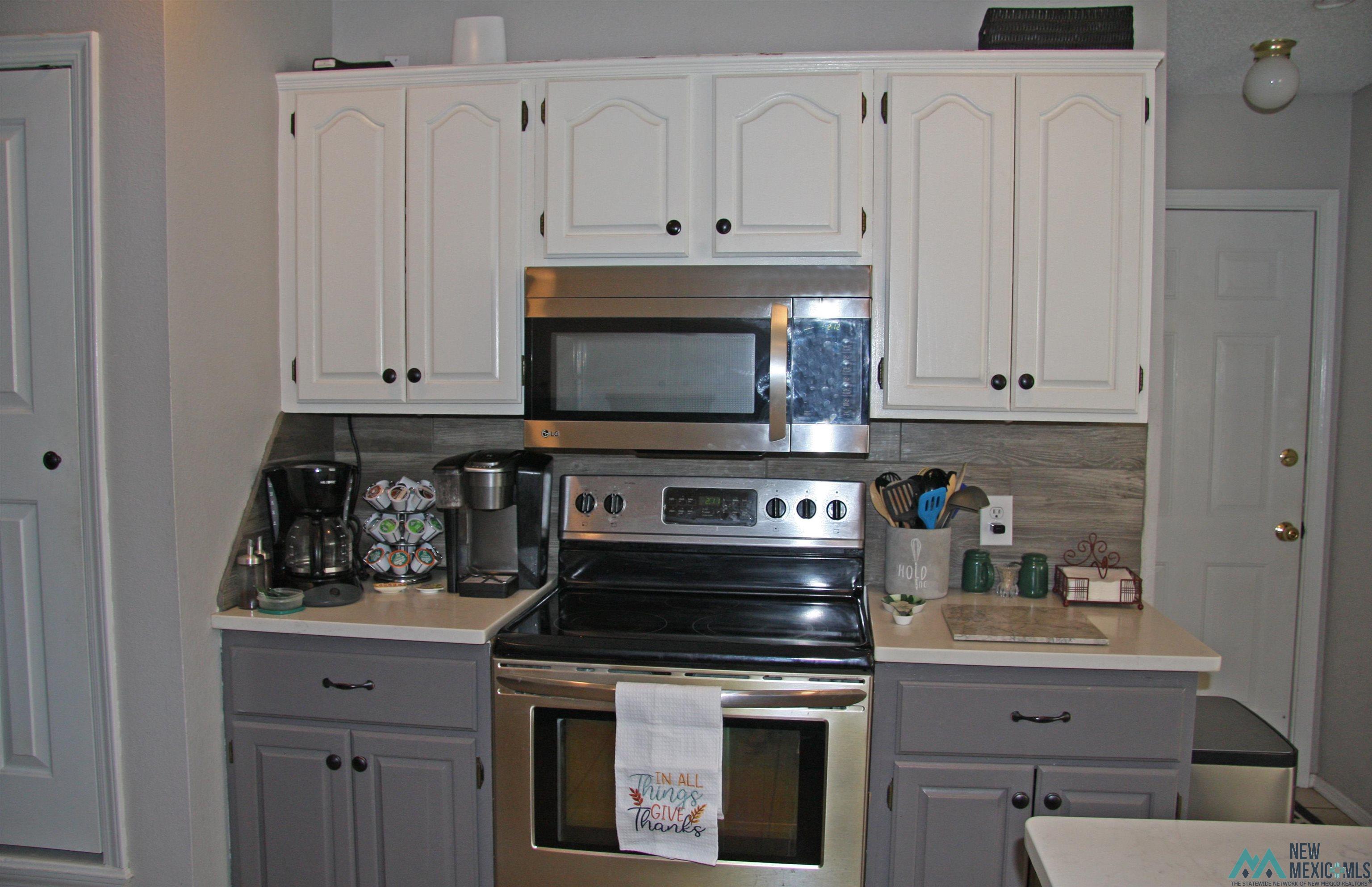 404 Chanticleer Place