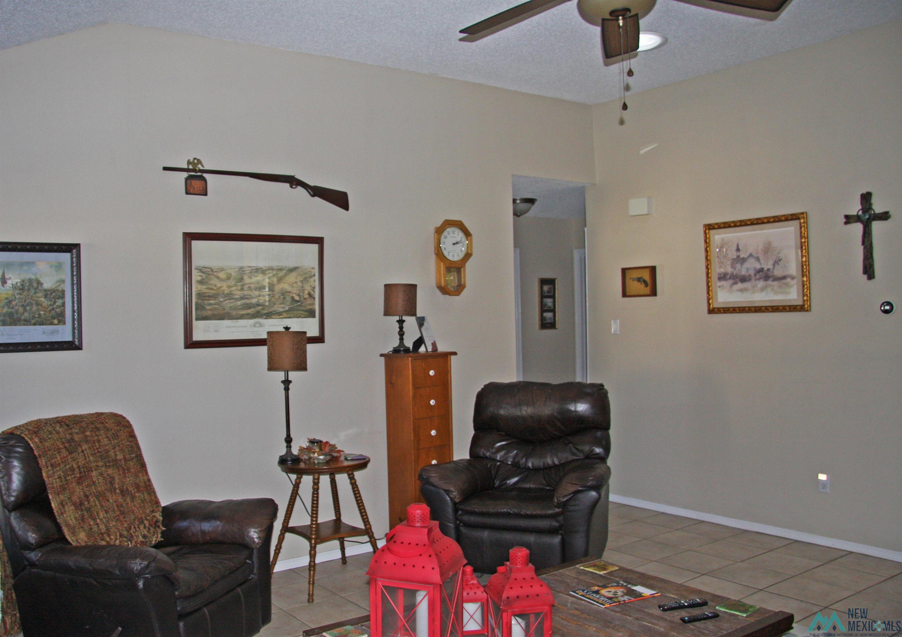 404 Chanticleer Place